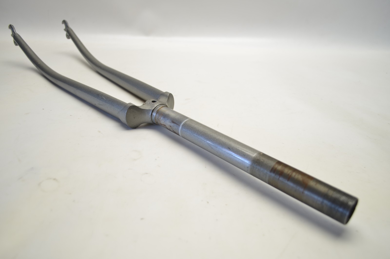 TANGE 2i RACE BICYCLE 27″ WHEEL 1″ THREADED BRAZED CR-MO FORK 245 MM STEERER