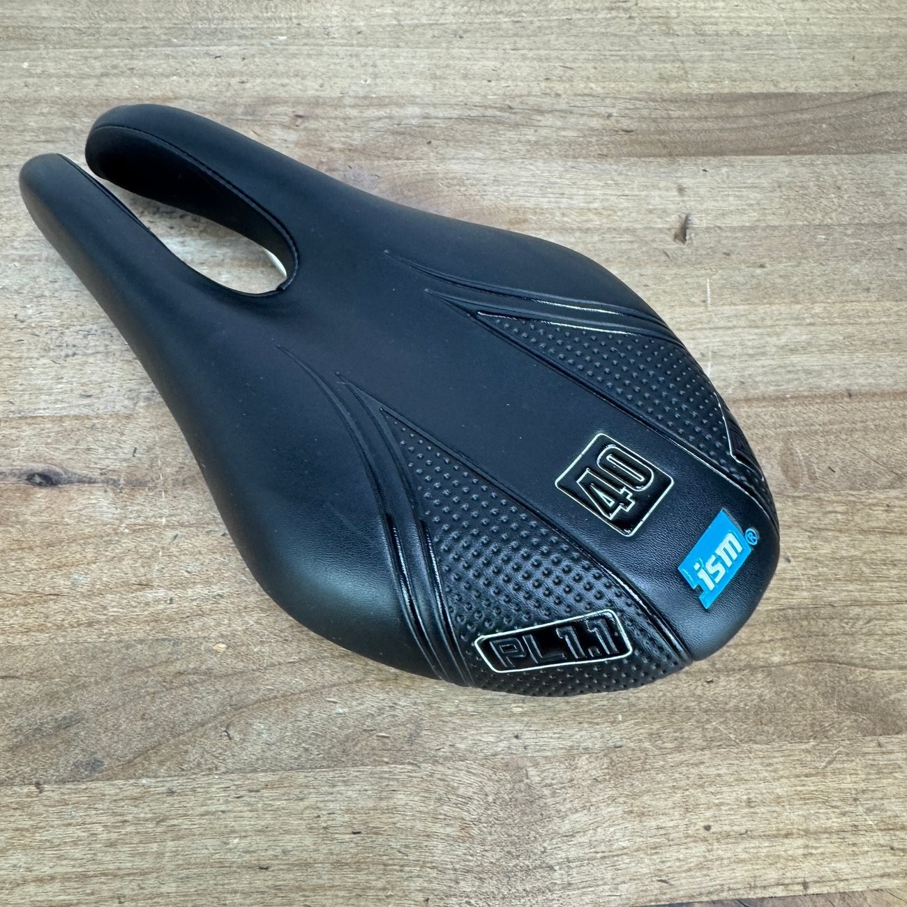 Light Use! ISM PL1.1 40 7x7mm Cr-Mo Alloy Rails 134mm Bike Saddle 334g