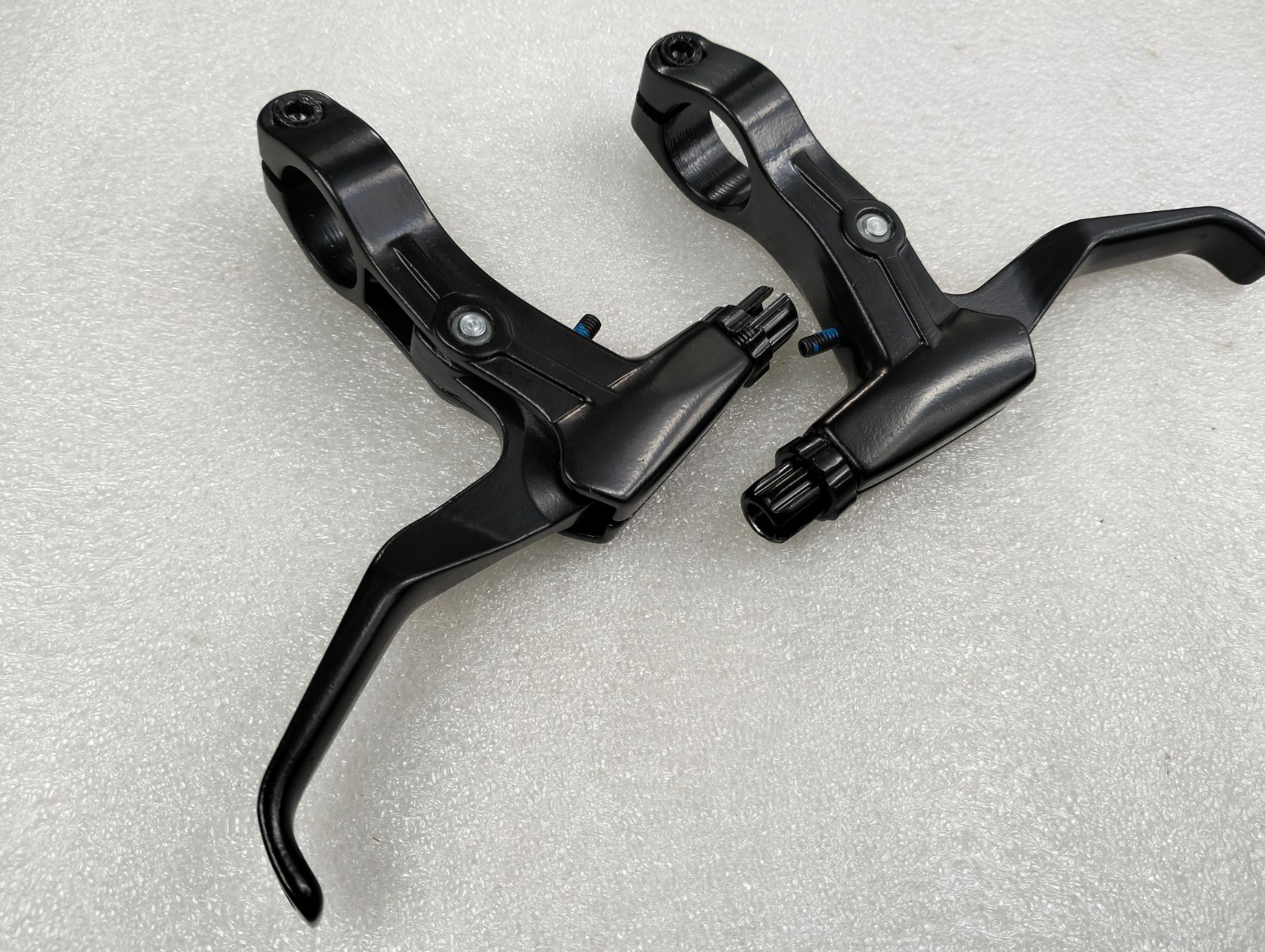 OEM PROMAX V BRAKE LEVERS MTB CITY TOURING BIKE PAIR 22.2MM CLAMP BLACK