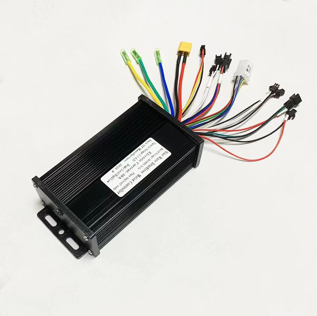 30A sine wave 3-mode 1500W 36V 48V 52V 64V controller with S966 color LCD meter,