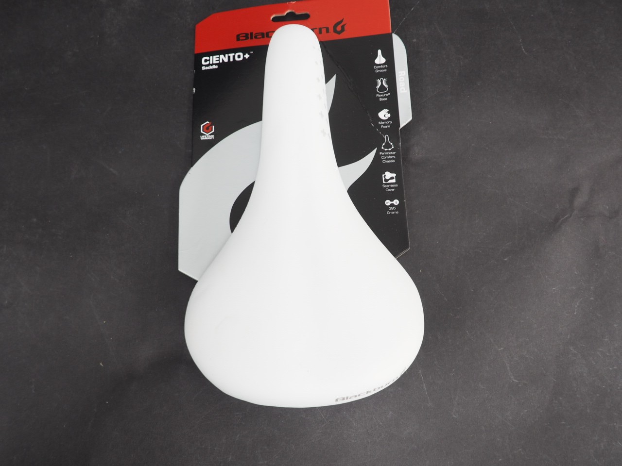 New! Blackburn Ciento+ Road Bike Saddle 275x150mm 7×7 Steel Rails White