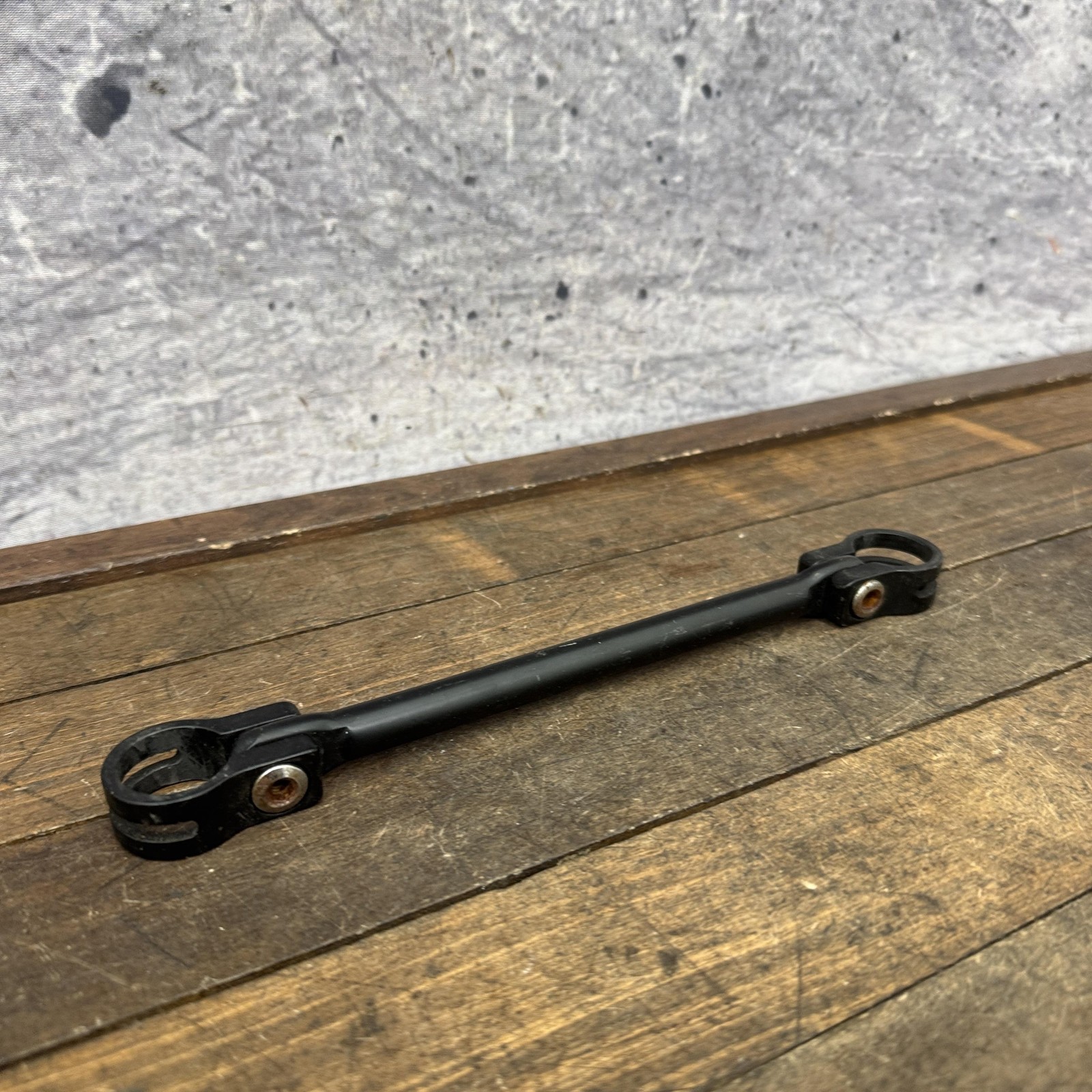 Mountain Bike BMX Handlebar Cross Brace Clamp On Bar Black Downhill BMX