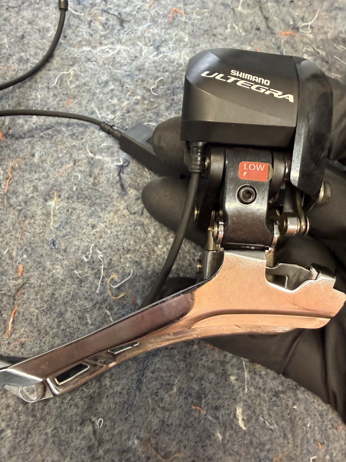 Shimano Ultegra R6800 di2 groupset, 11 speed, 172.5mm, 50-34/11-28 gears