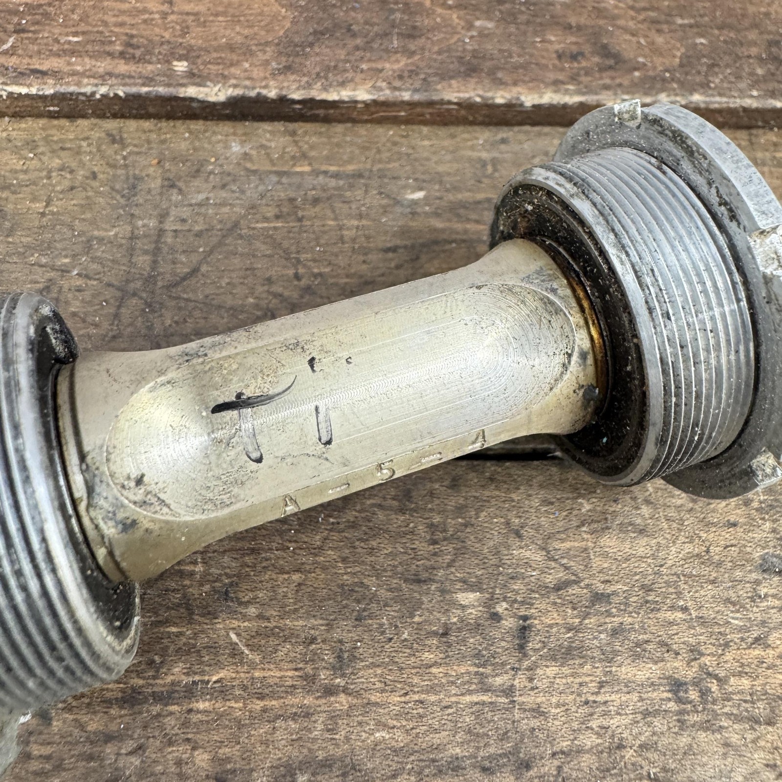 Vintage Sampson Topline Titanium Bottom Bracket 68mm 112.5 113mm Ti Spindle