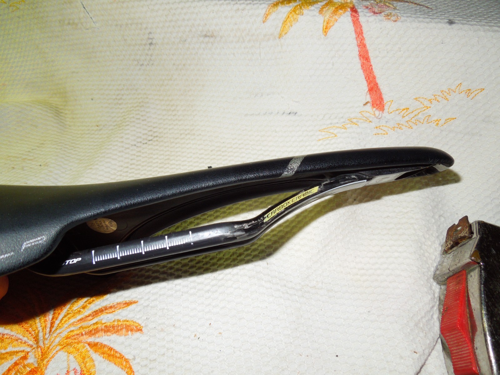 Selle Italia SLR Carbon Road Bike Saddle 130mm. Weight 138gr.
