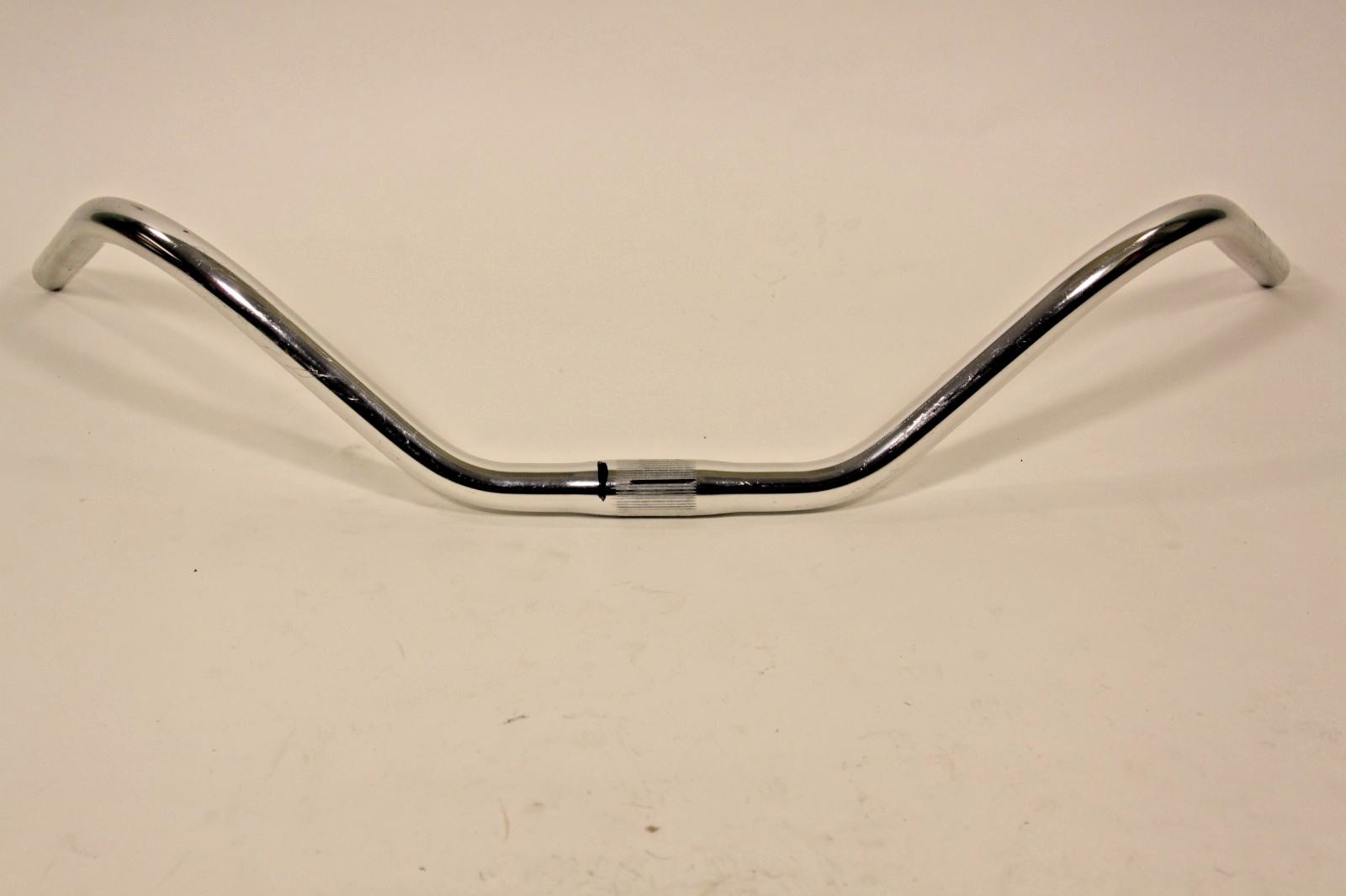 Fuji Beach Cruiser Silver Alloy Handlebar 26 Clamp 27″Wx6″H 30 Degree Sweep HBZS