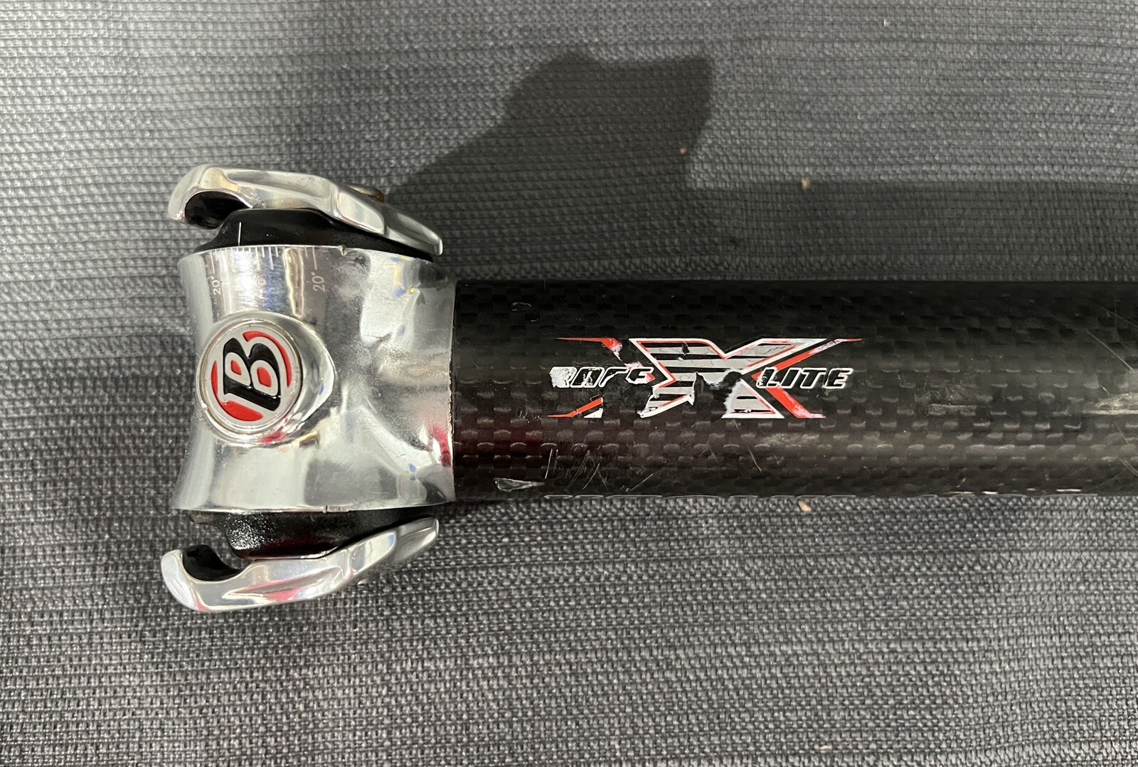 Bontrager Race X Lite Carbon Seatpost 405mm x 31.8mm 5mm Setback 1-Bolt 258g