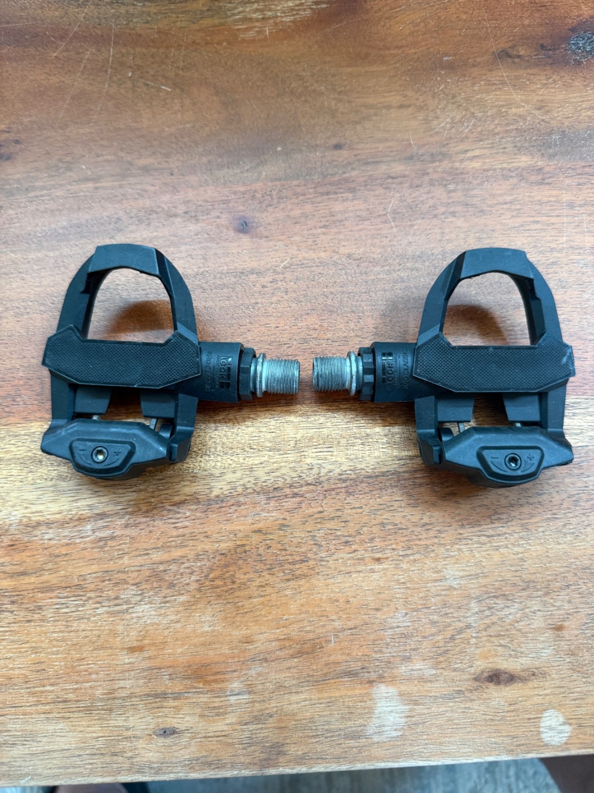 Look Keo Classic 3 Clipless Road Bike Pedals – Used, but barely!