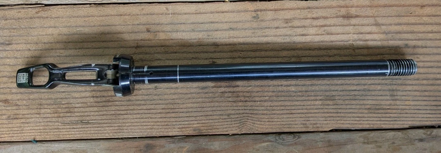 SRAM Rockshox Maxle Lite Thru Axle 12×142 L: 192mm TL: 21mm TP: 1.75
