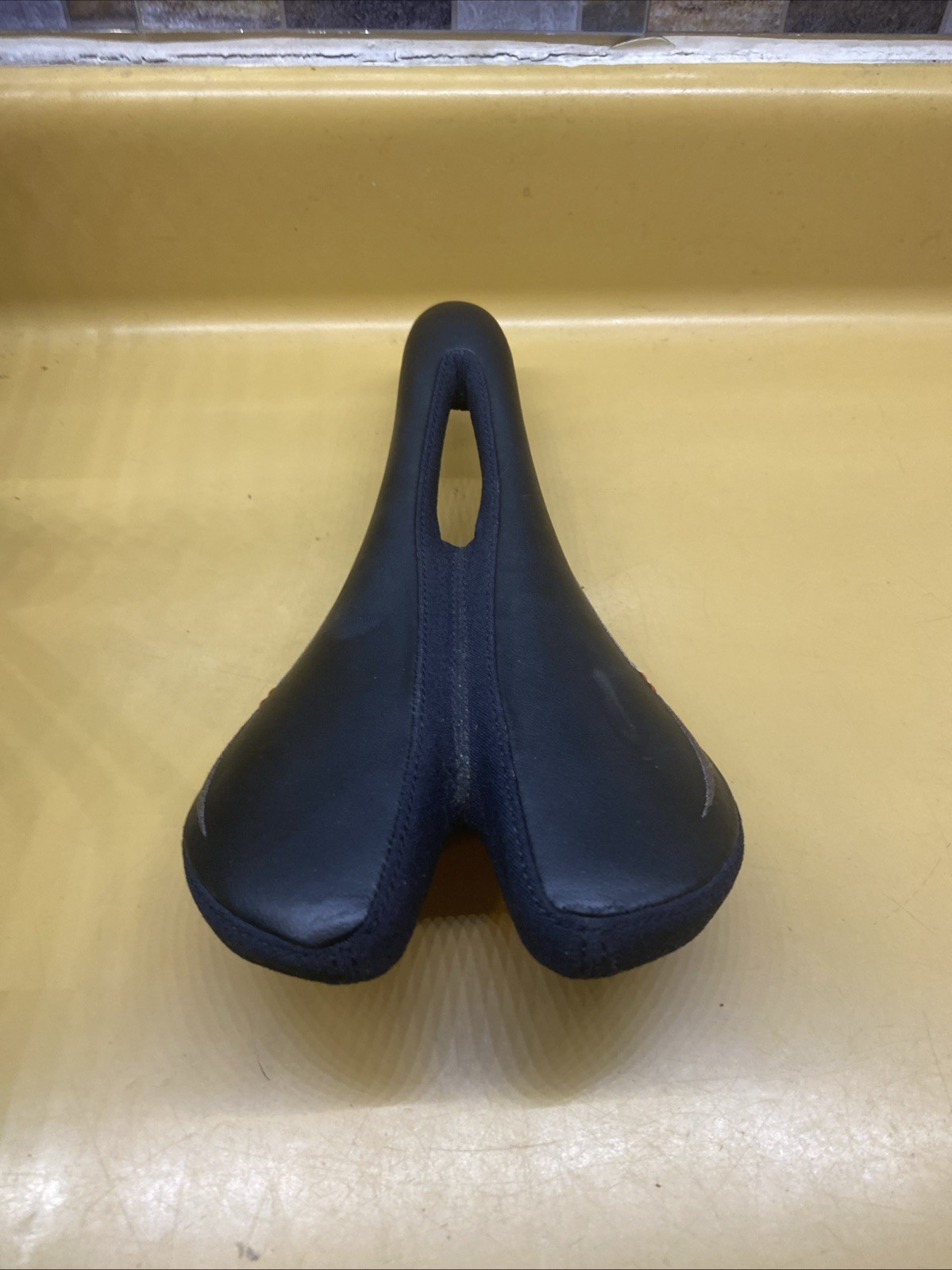 Black Bontrager 270mm x 130mm Titanium Rail Saddle
