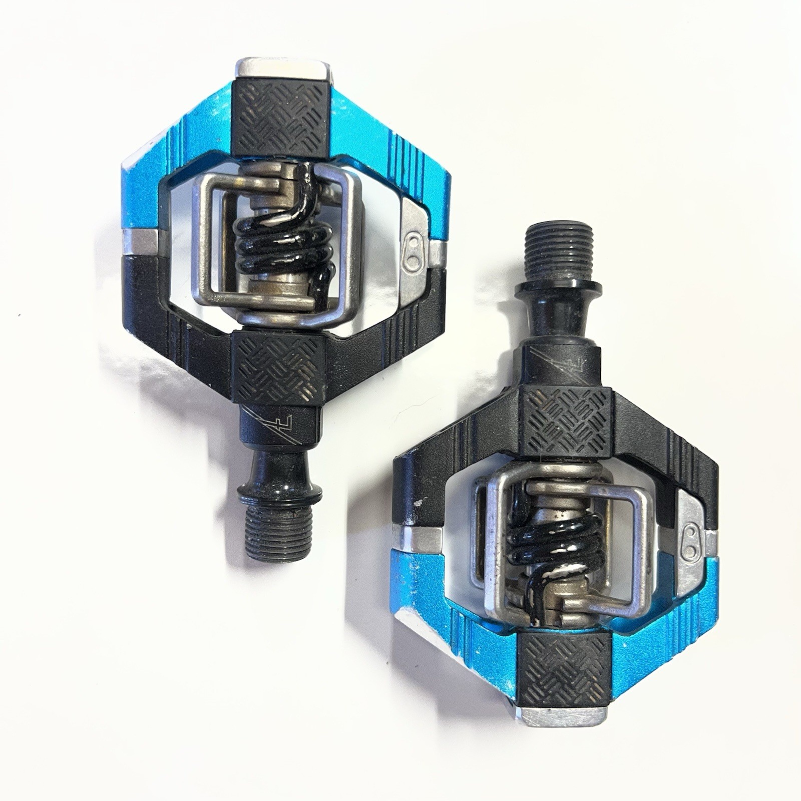 Crank Brothers Candy 7 Dual Sided Clipless Pedals 9/16″ Aluminum Body Blue/Black