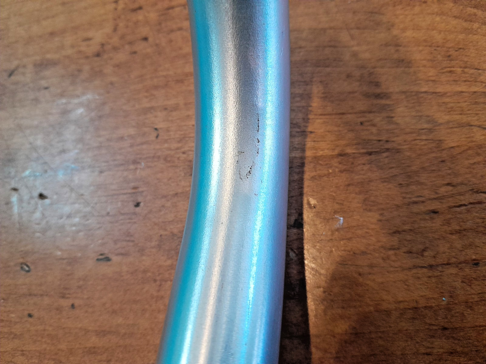 Nitto Noodle 177 Drop Handlebar – Aluminum, Heat-Treated, 26mm, 48cm, Silver