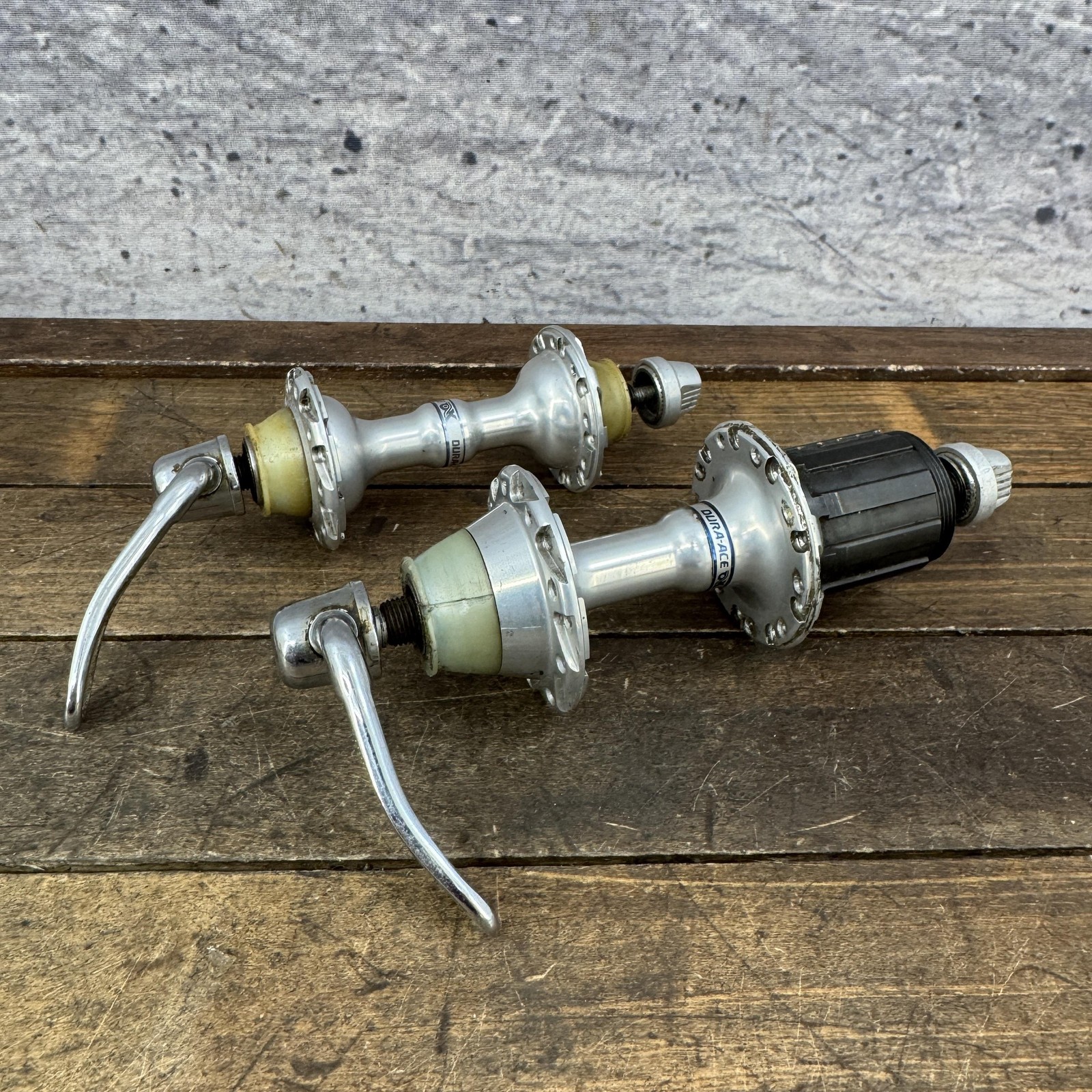Vintage Shimano Dura-Ace AX Hub Set 7300 Aero 1980s Road Bike Front Rear OX