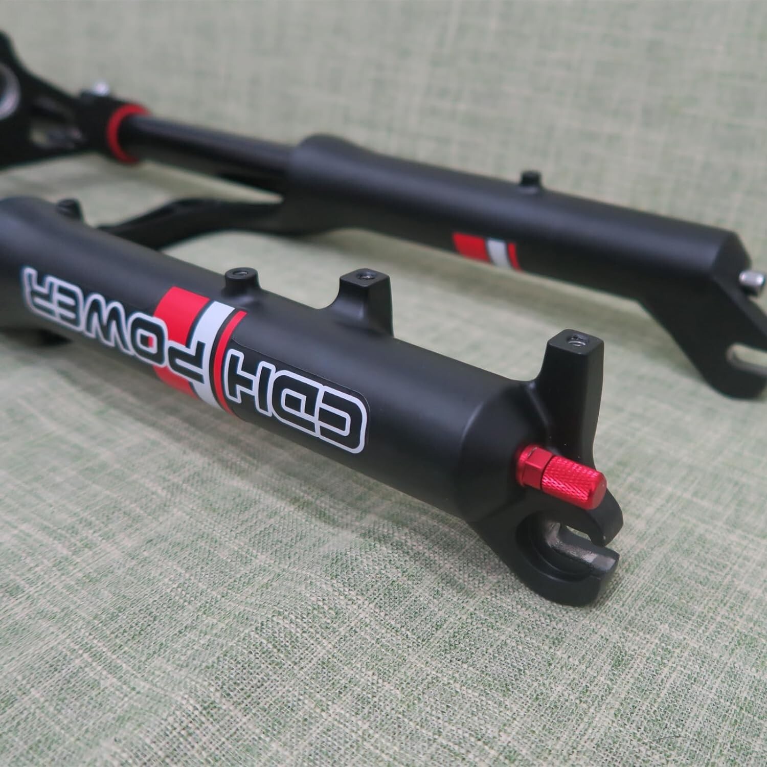 26*4.0″ Bike Fork Air Suspension Fork Double Shoulder & 44-55mm Tapered Headset