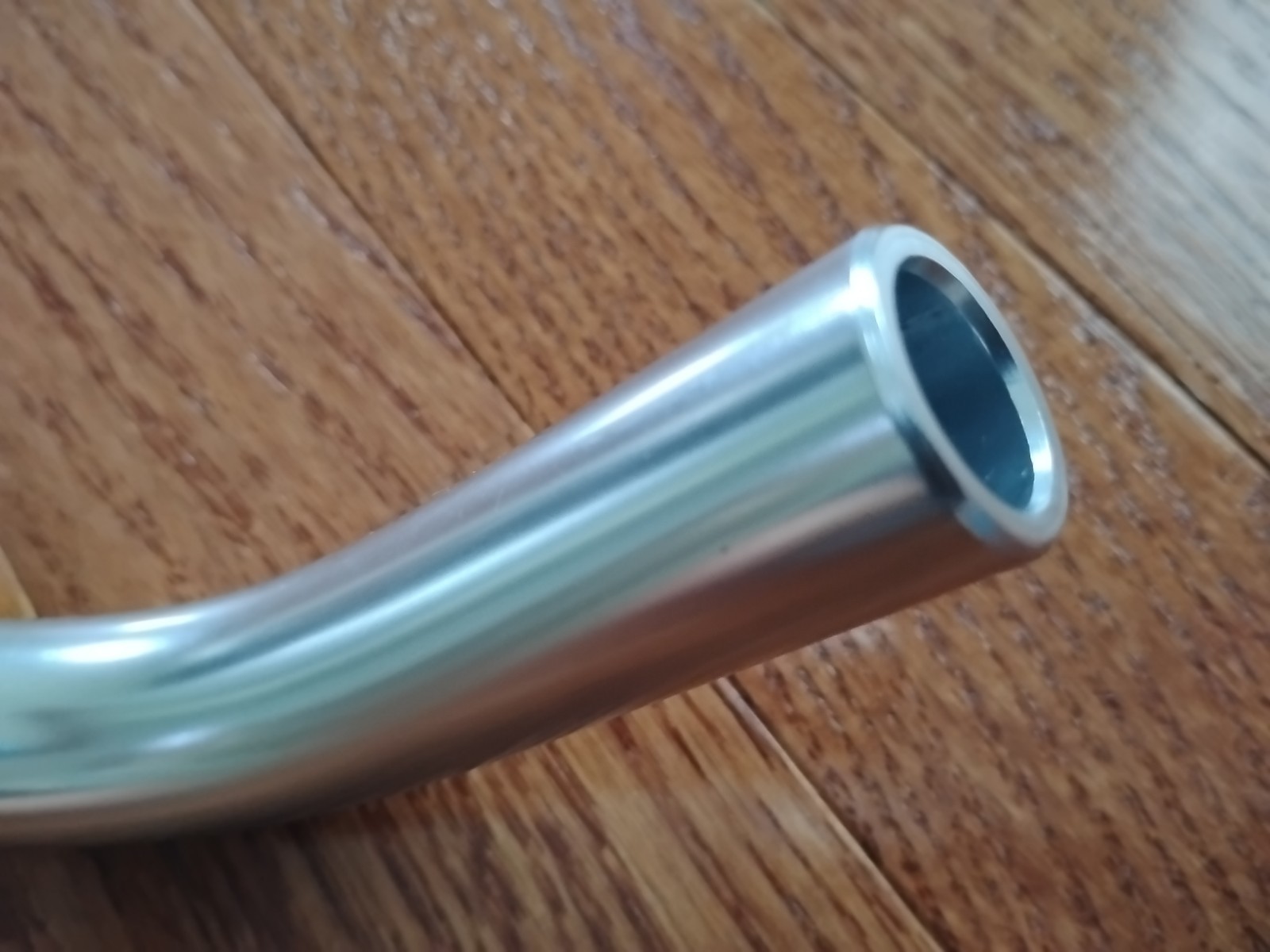 NITTO B263 Bullhorn Bar, 420 Length, 0 Drop, 112 Reach, φ25.4 Clamp, Silver NOS