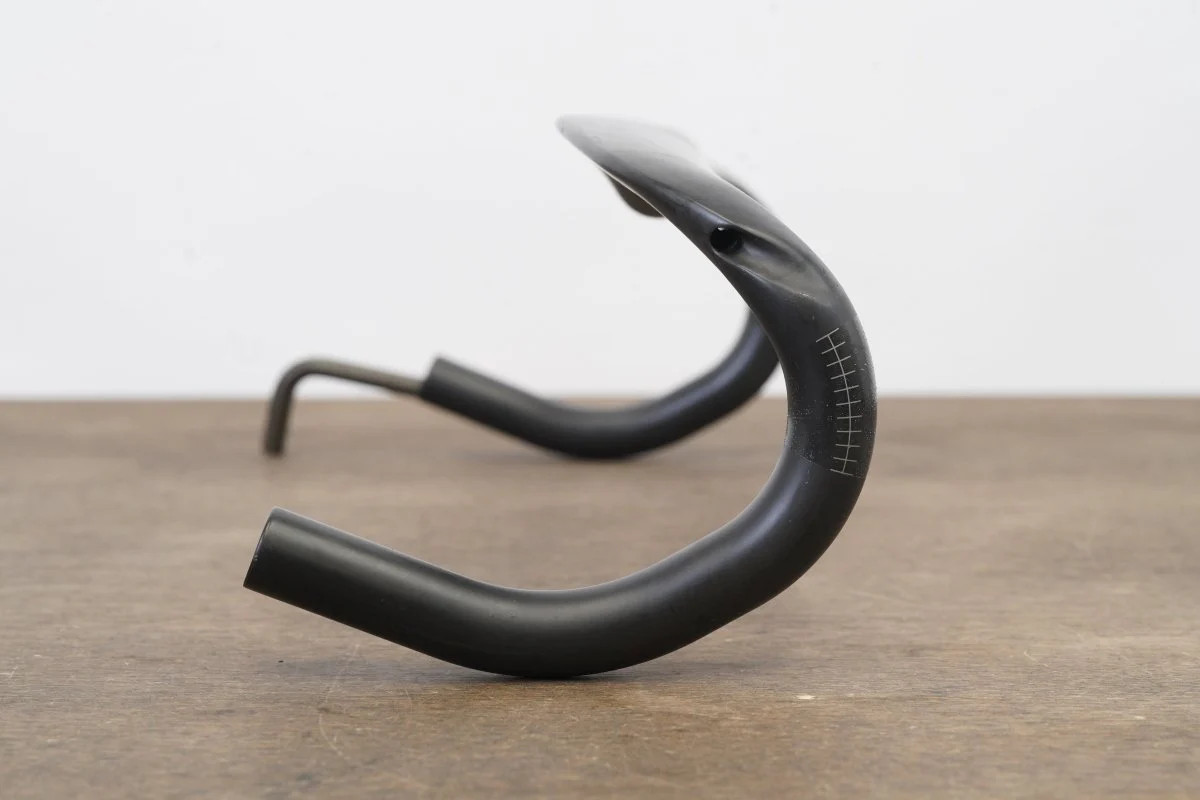 42cm Zipp SL-70 Carbon Compact Aero Road Handlebar 31.8mm SL70