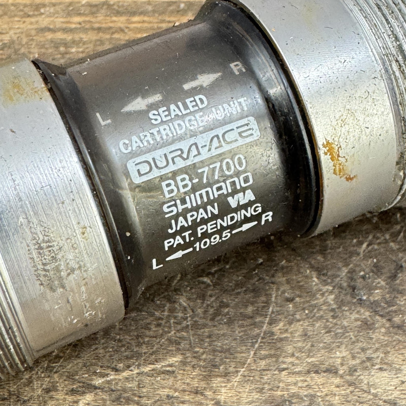 Vintage Shimano Dura-Ace BB-7700 Bottom Bracket 109.5mm Octalink V1 Japan Race