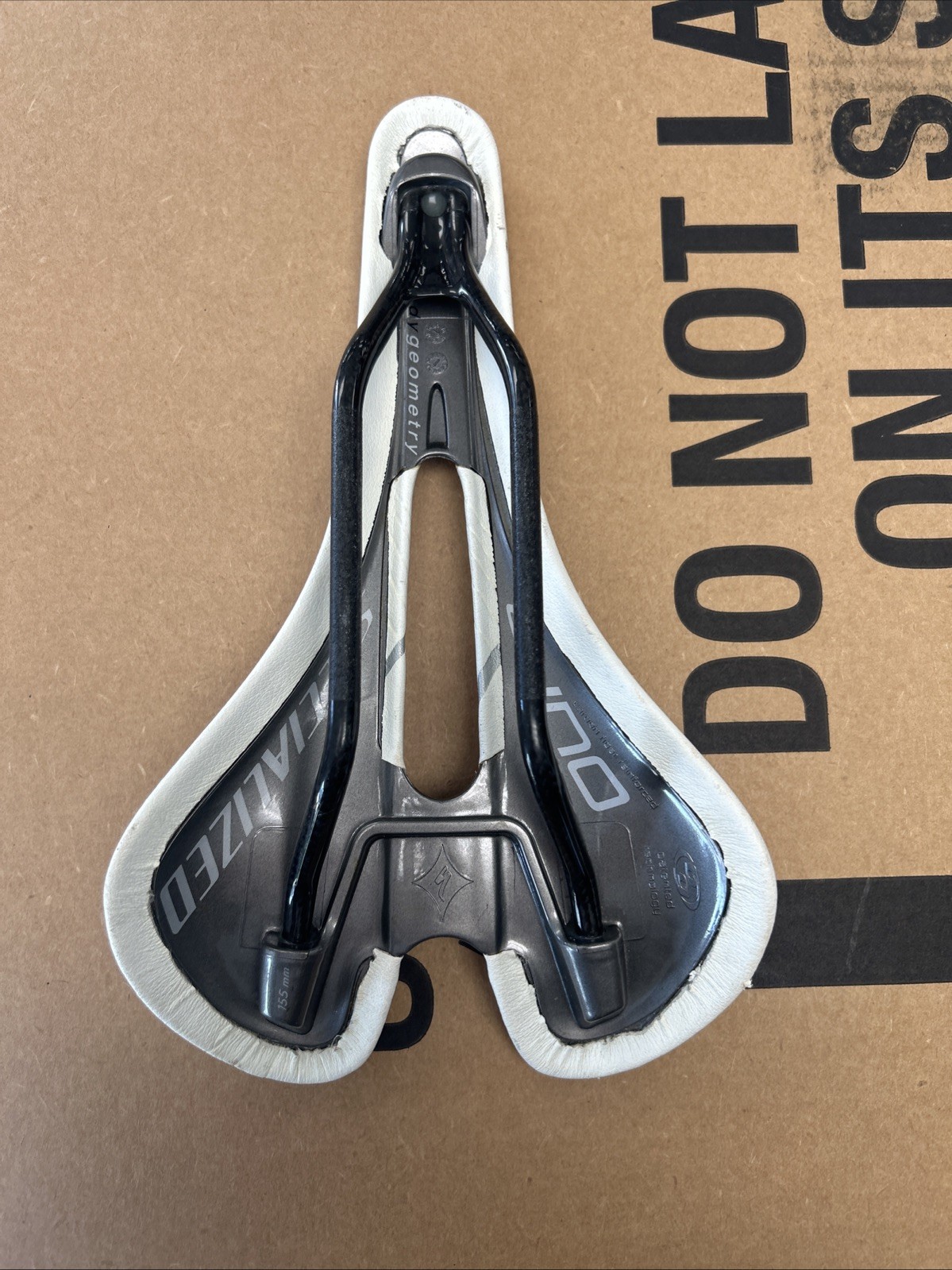 Specialized Oura Pro Saddle, White with Carbon Fiber Rails