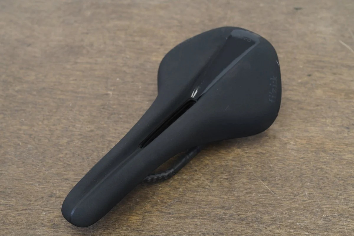 145mm (Regular) Fizik Antares R1 Carbon Rail Road Saddle 183g