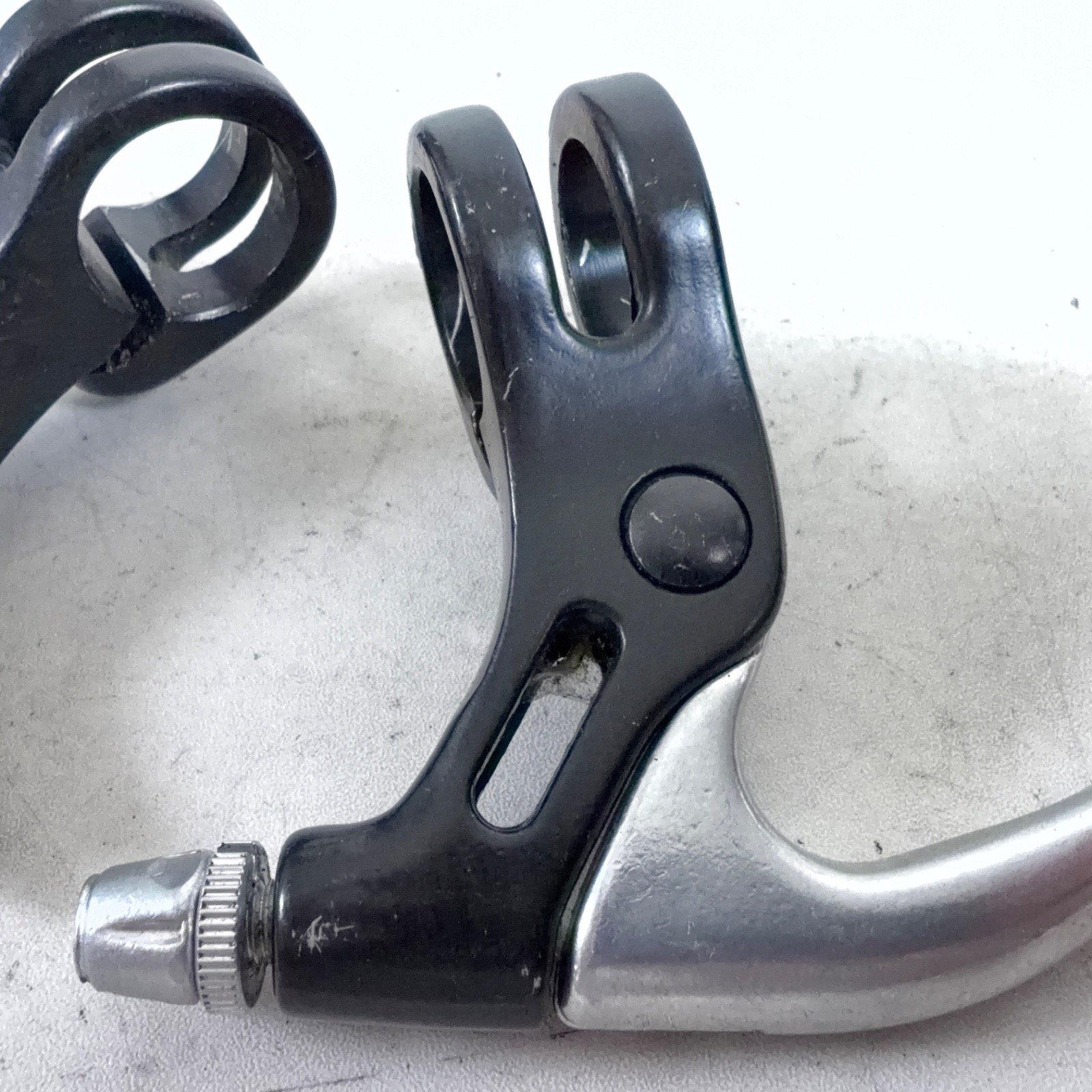 Kalloy Vintage Alloy Black/Silver 4-Finger Short Pull Brake Levers Ø22.2 Clamp
