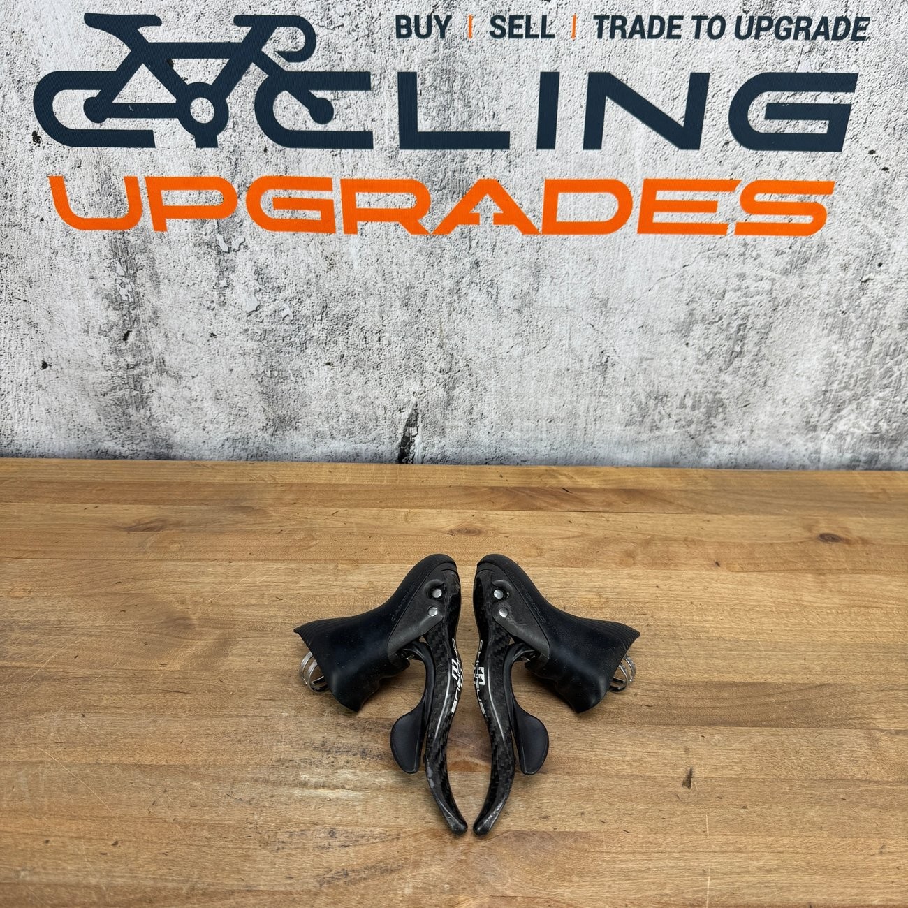 Campagnolo Chorus 11 EP11-CH1C Carbon 11-Speed Shifters Rim Brake Levers 345g