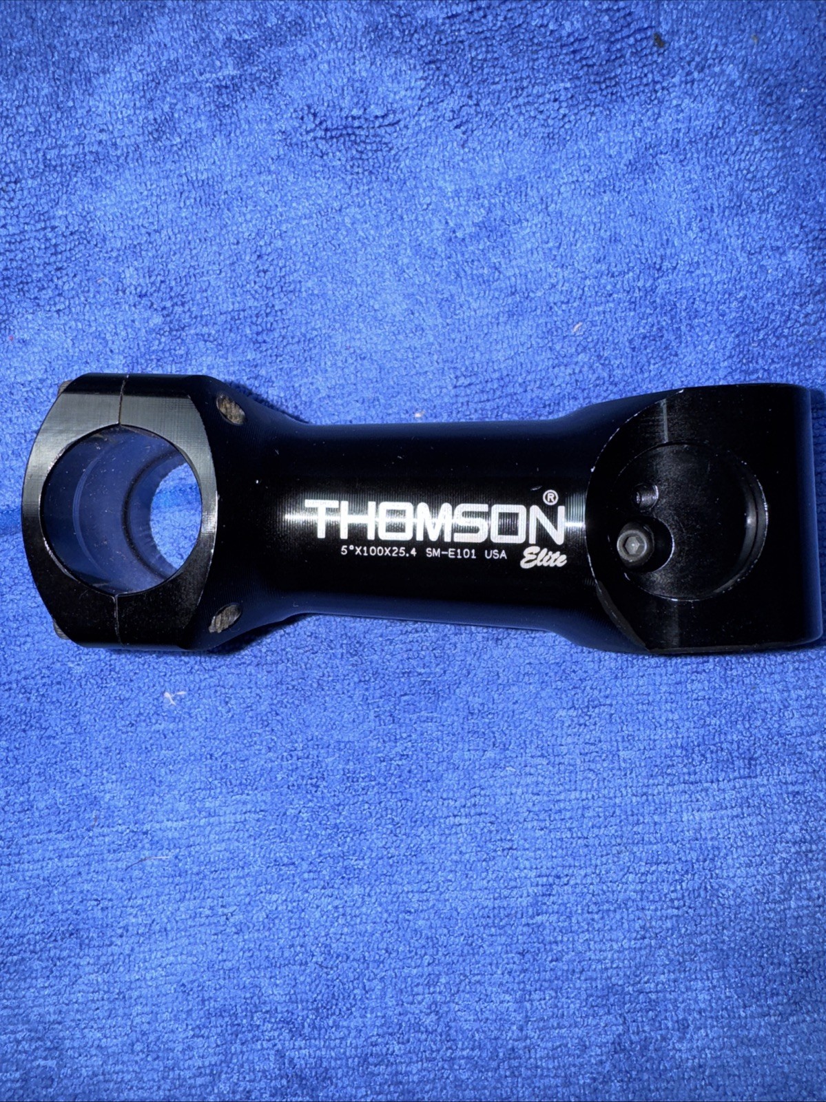 THOMSON ELITE STEM 100MM 25.4 BAR 1-1/8″ 5 DEG SM-E101 ALLOY NEW WEDGE BLK USED