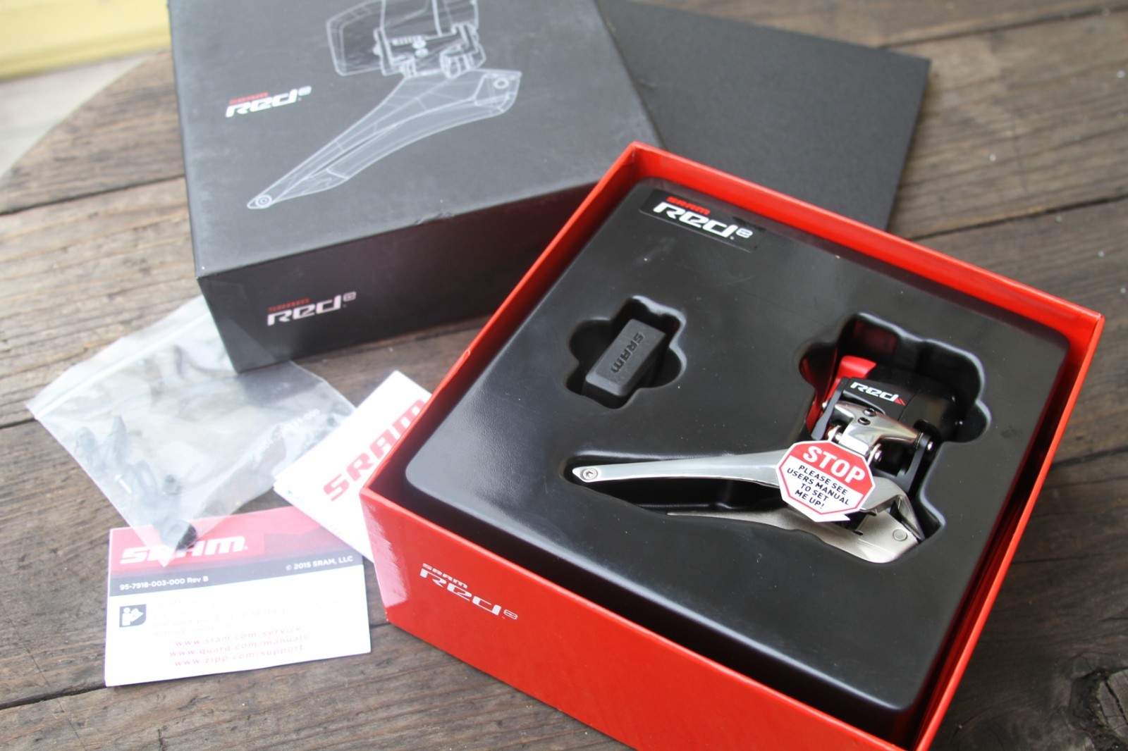 SRAM Red eTap BrazeOn 11Speed Electronic Bike Front Derailleur Battery NOS NEW