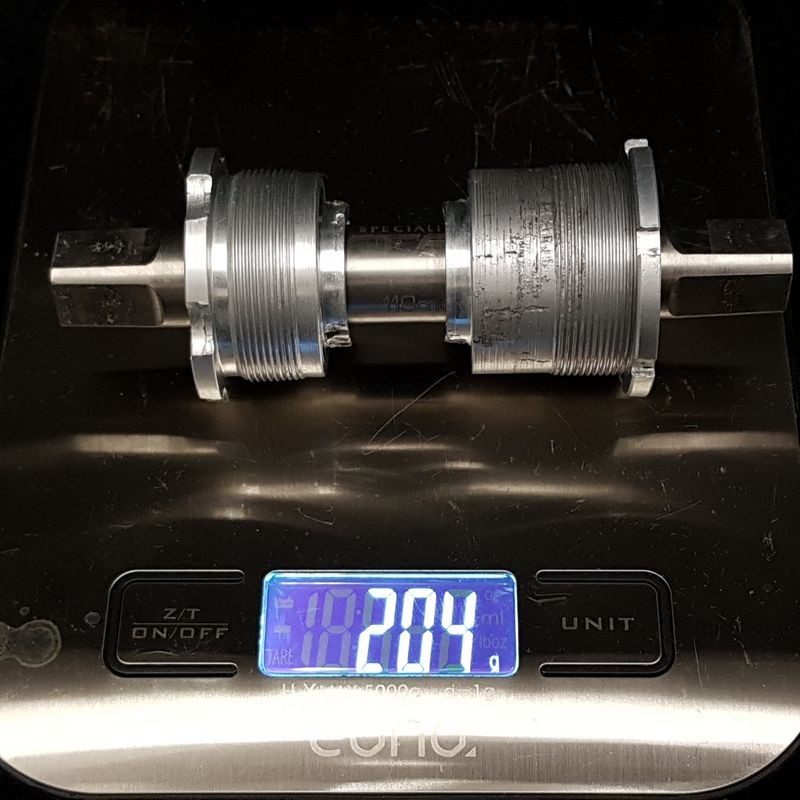 Bottom Bracket Axis “SPECIALITES TA TITANIUM” 119 Mm 1.37 X 24 Tpi (Ref 541)