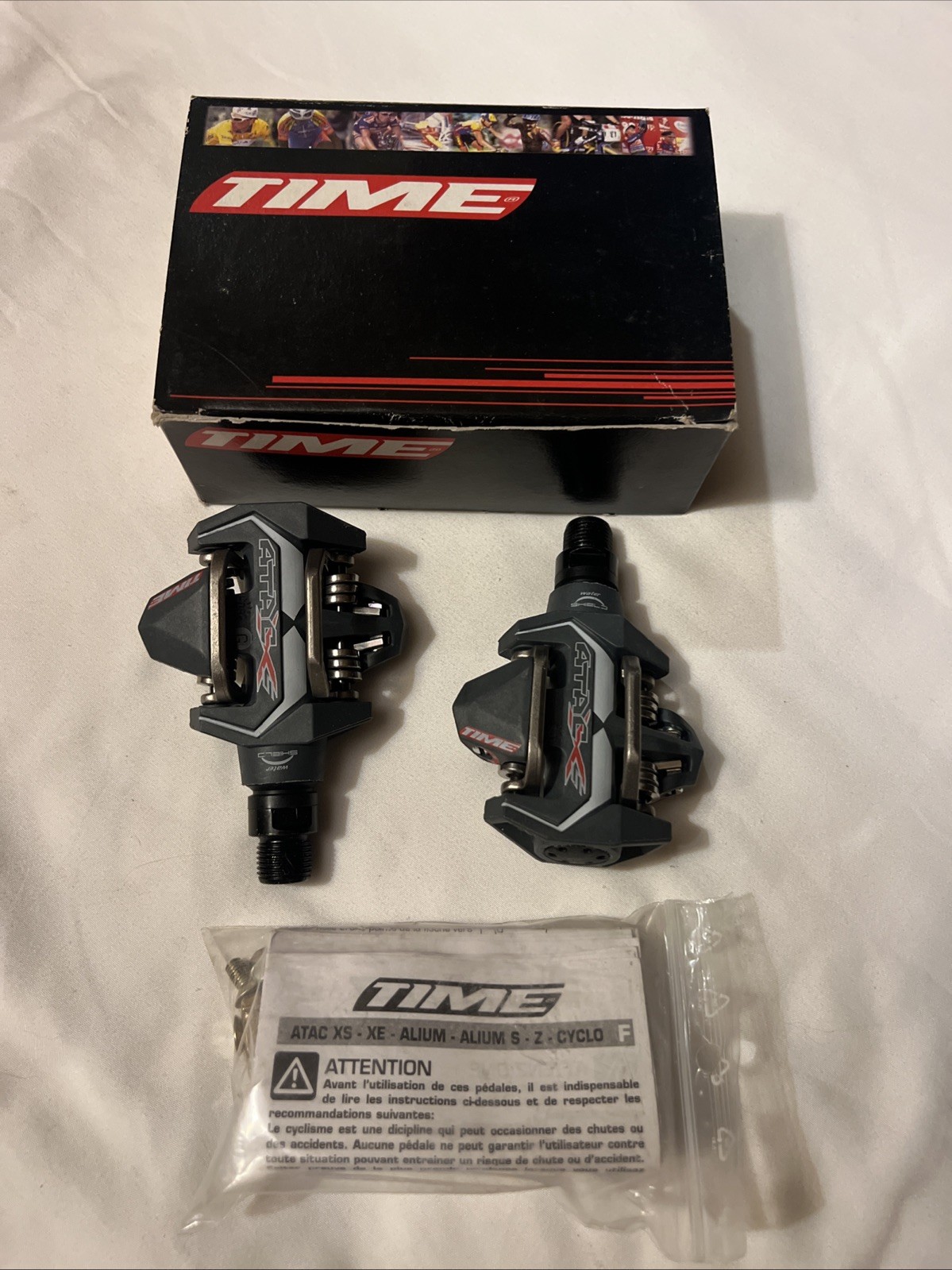 Time ATAC XS Mountain Bike Pedals With Cleats