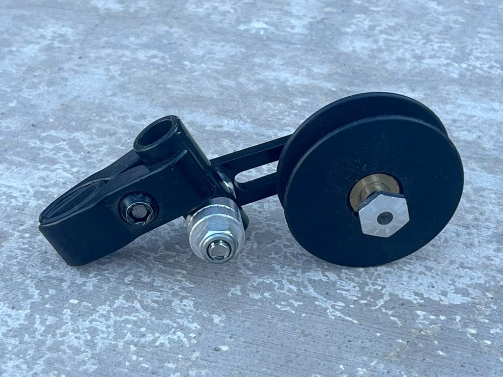 NOS Unbranded Alloy/Plastic Chainstay Singlespeed Chain Tensioner