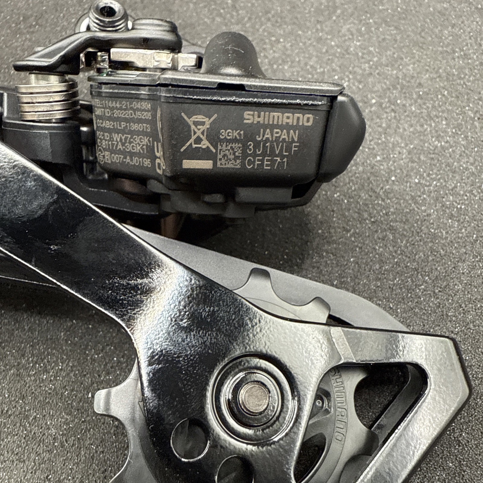 Shimano Ultegra Di2 12 Speed Rear Derailleur Rd-r8150 (NW)