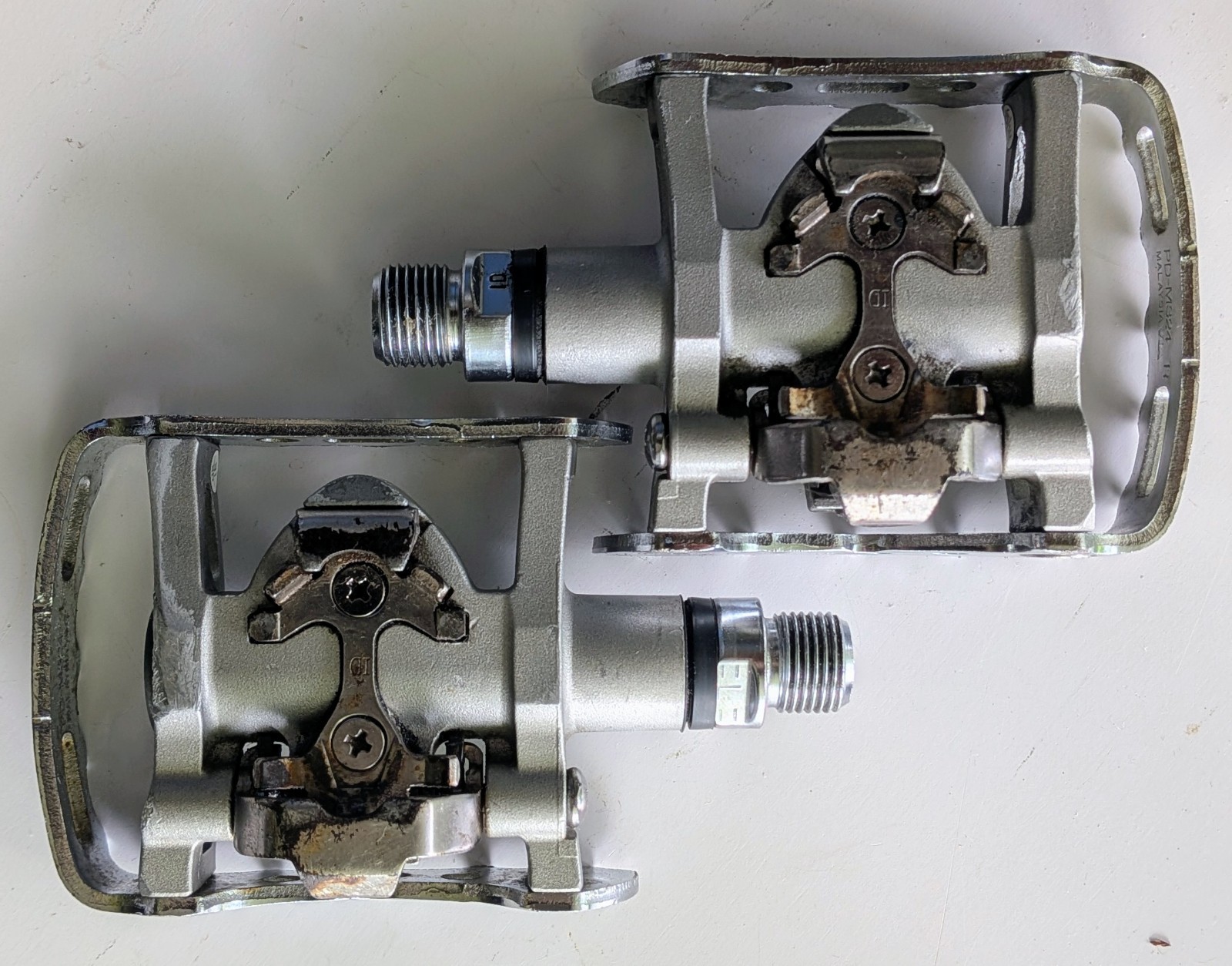Shimano PD-M324 SPD Platform Dual Sided Pedal including cleats