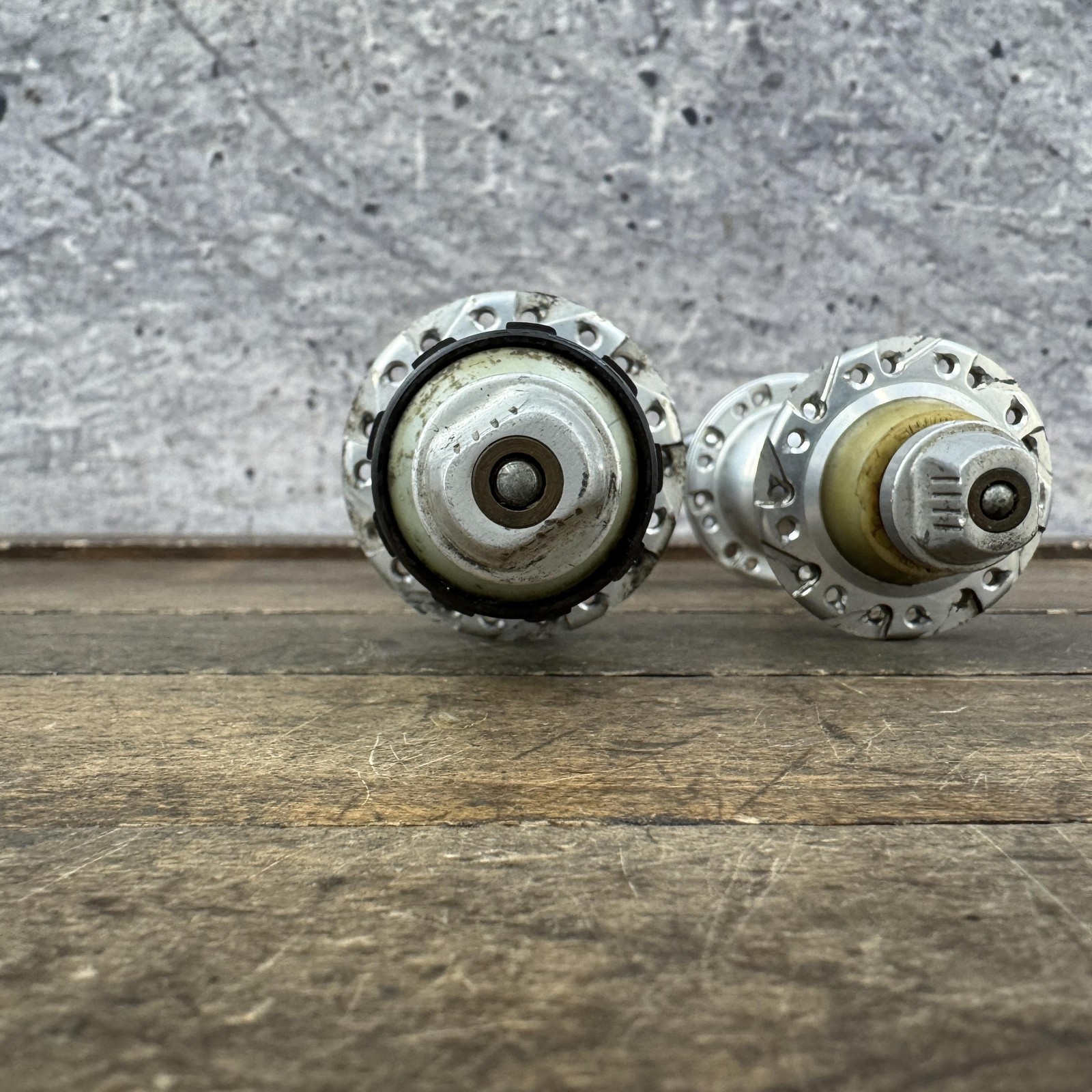 Vintage Shimano Dura-Ace AX Hub Set 7300 Aero 1980s Road Bike Front Rear OX