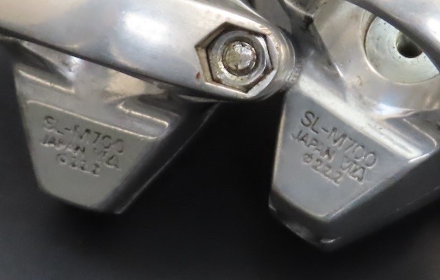 Vintage Shimano deore XT SL-M700 top bar thumb shifters Stumpjumper Japan