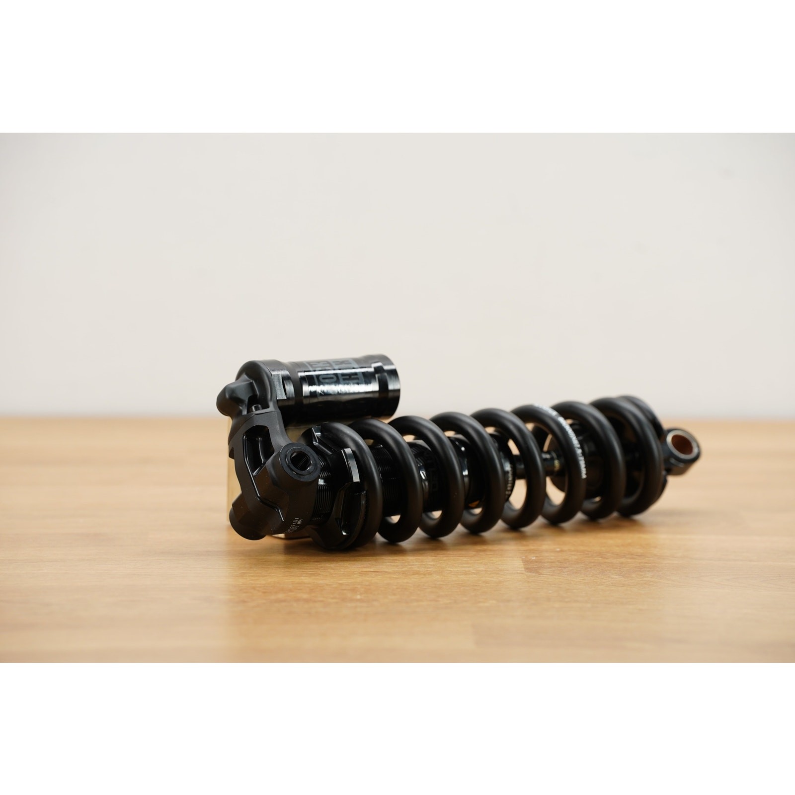 RockShox Super Deluxe Coil Select – 500 – 225/75 – Trunnion – NEW OEM