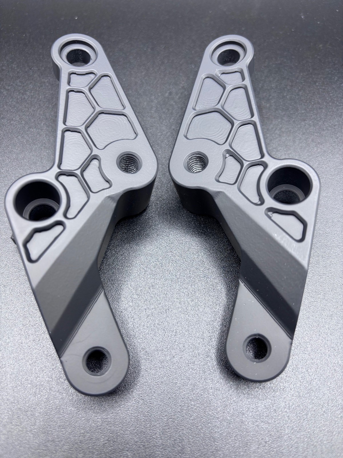 Ultra Bee Peg Lowering Brackets for Surron Ultra Bee Lower Foot Peg Mount