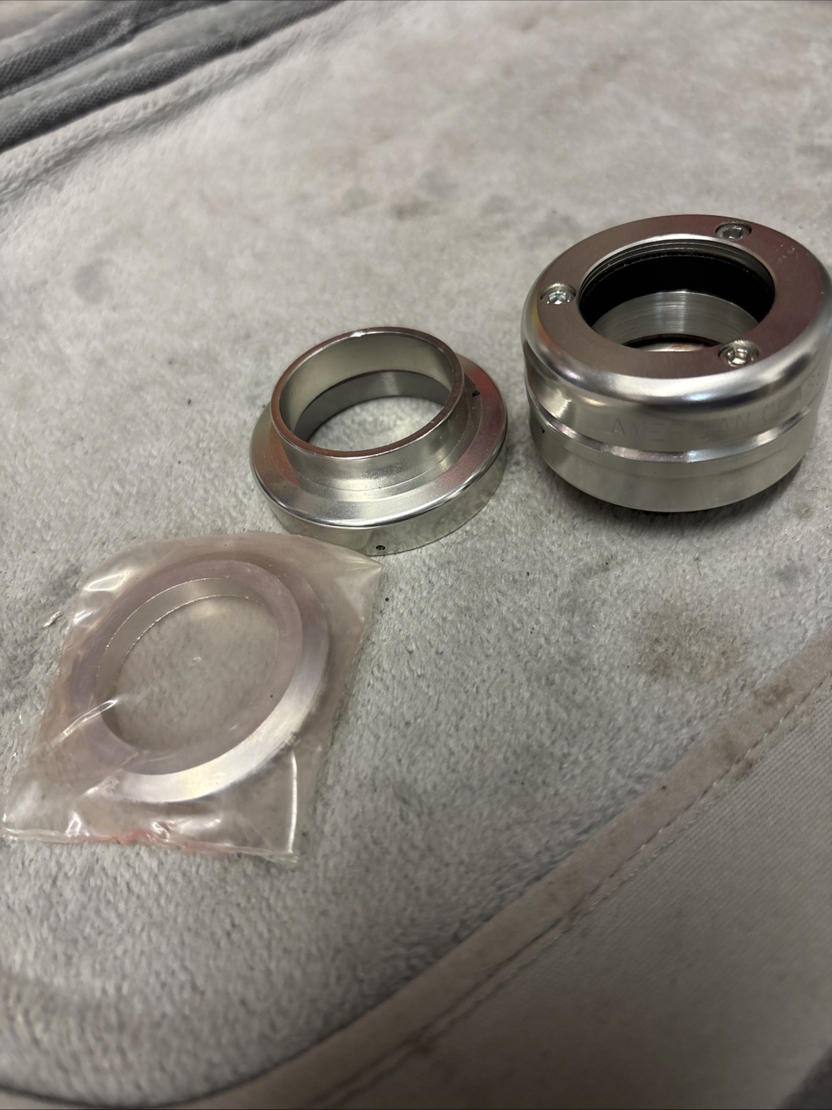 NEW RARE AMERICAN CLASSIC 1 1/8″ INCH NON-INTEGRATED THREADLESS HEADSET -SILVER
