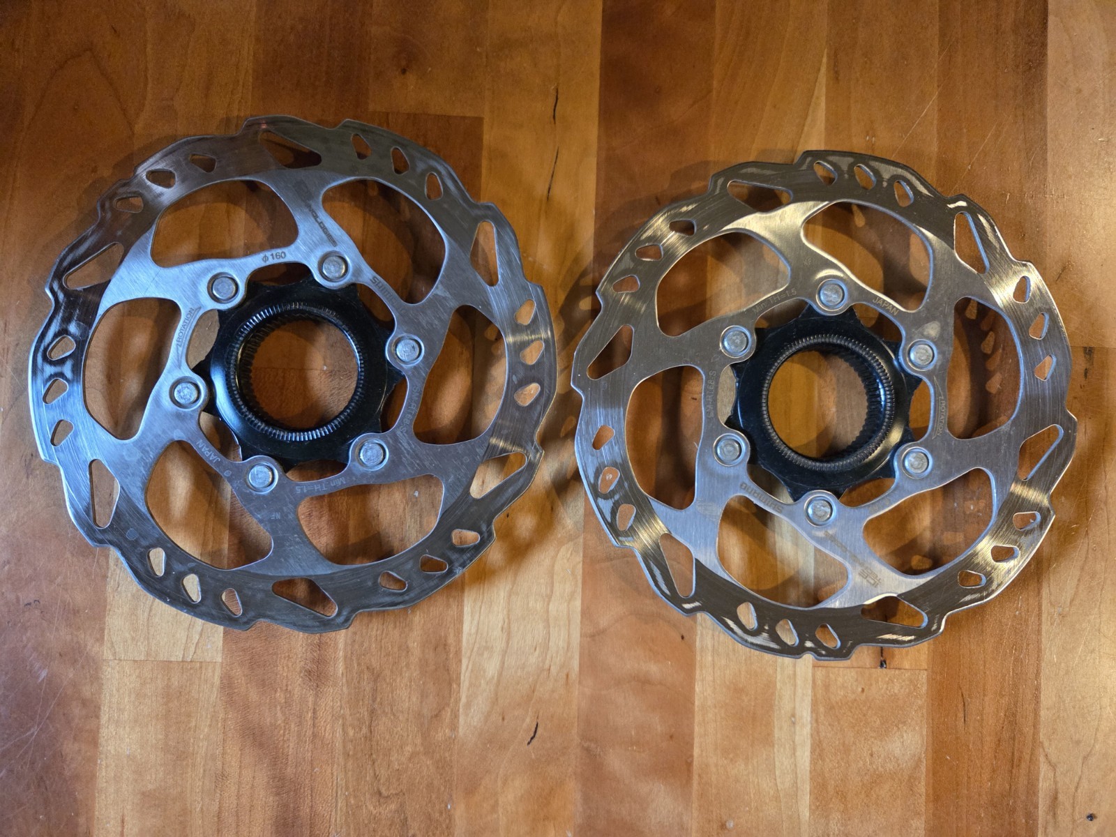 Shimano SM-RT86-S centerlock disc rotor
