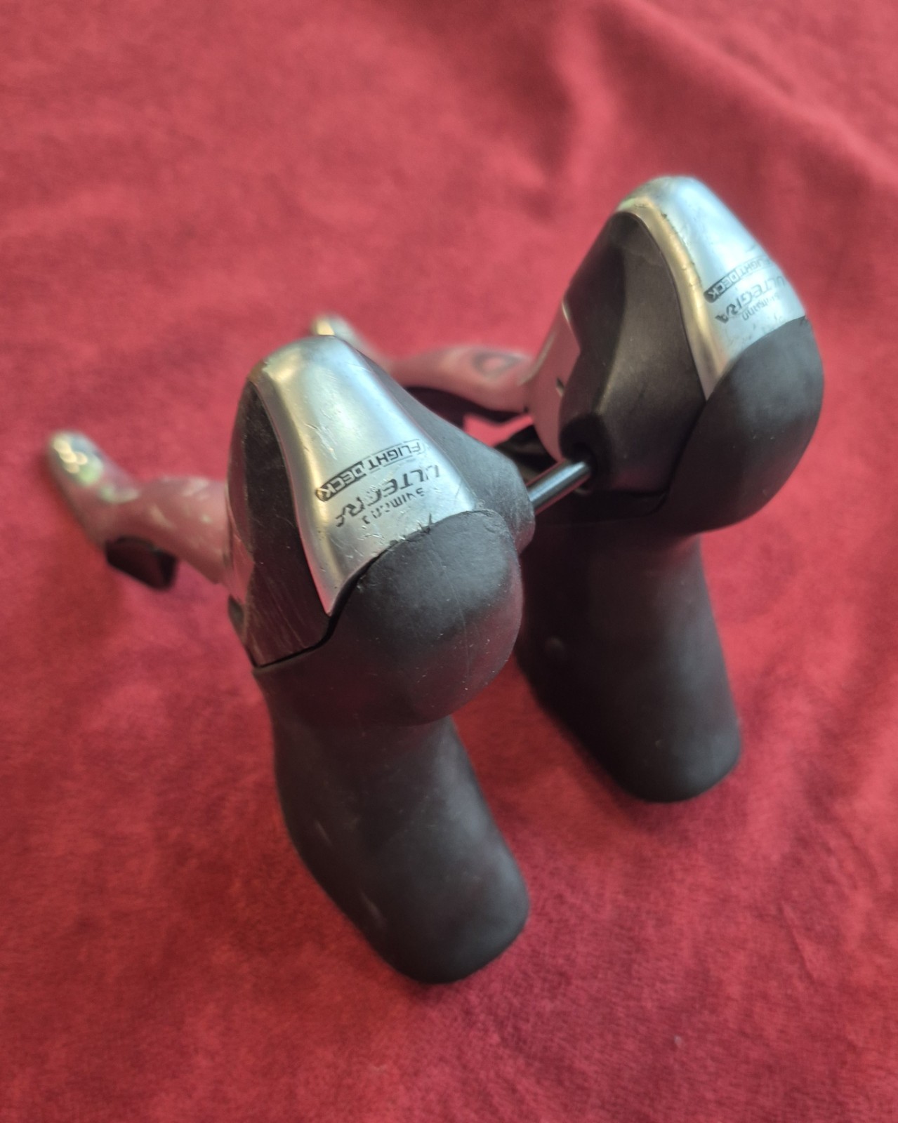 Shimano ULTEGRA 2 x 10-Speed Dual Control STI Road Brake Lever/Shifter Set