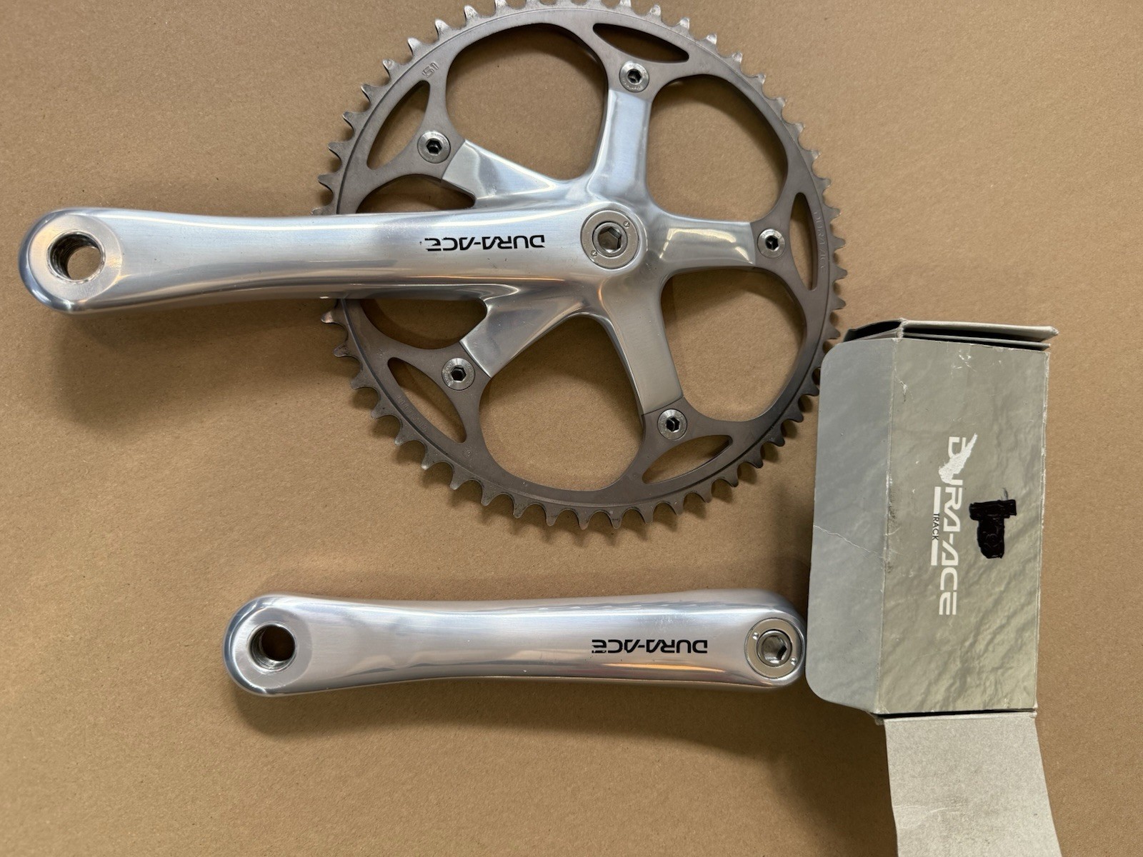 Dura Ace Track Crankset NJS 7710 + Bottom Bracket 51t 175mm