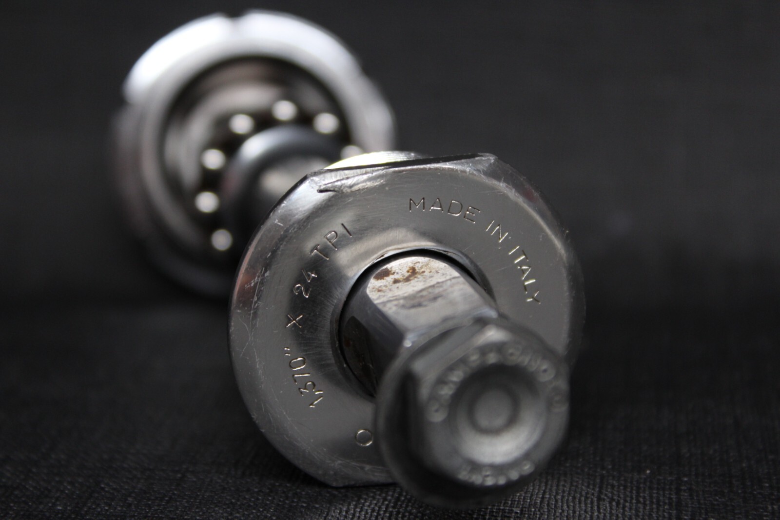 Vintage Campagnolo C RECORD Bottom Bracket 1.370″ x 24 TPI English 68 – SPc