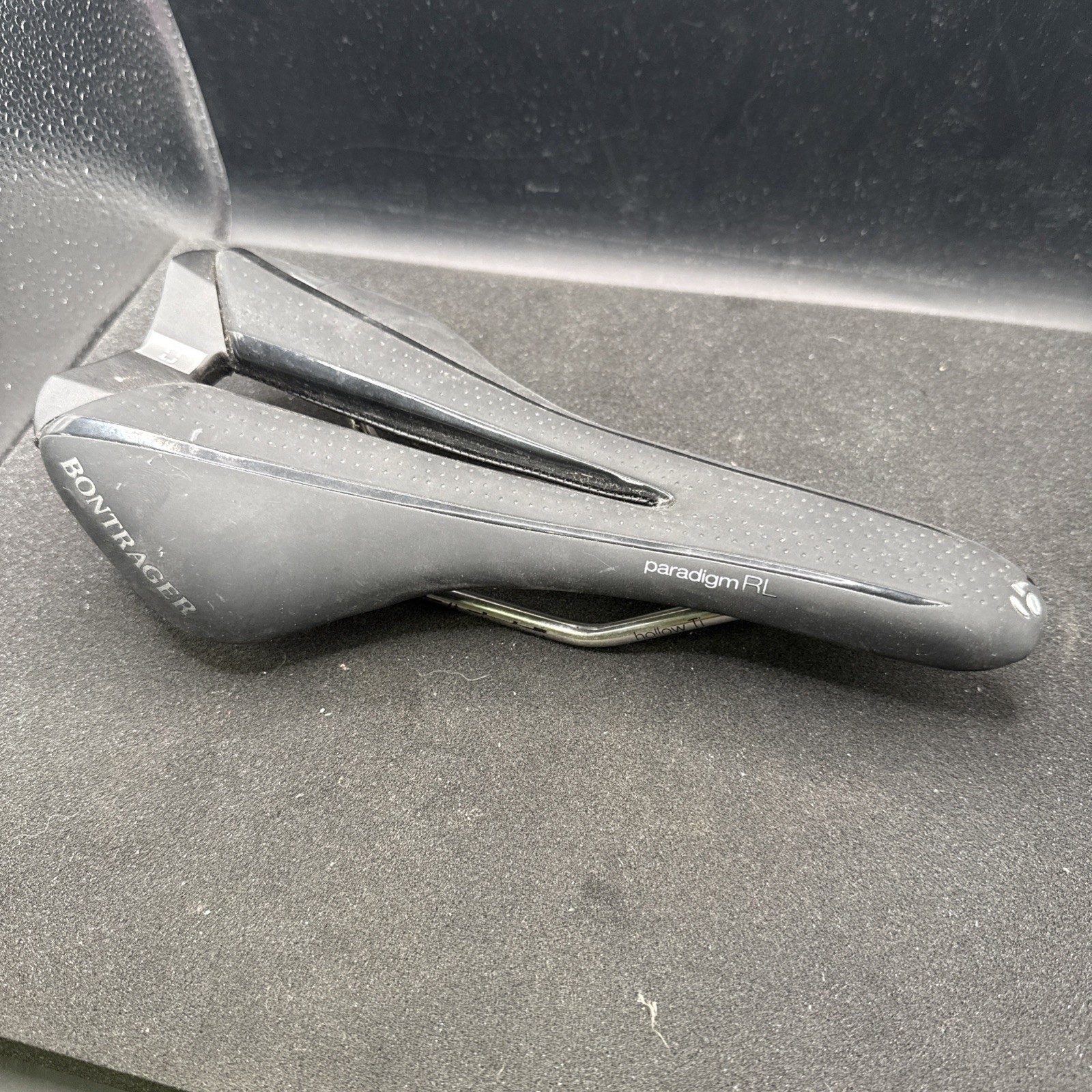 Bontrager Paradigm Rl Ti Railed Cycling Saddle Seat 138mm (9407-94)