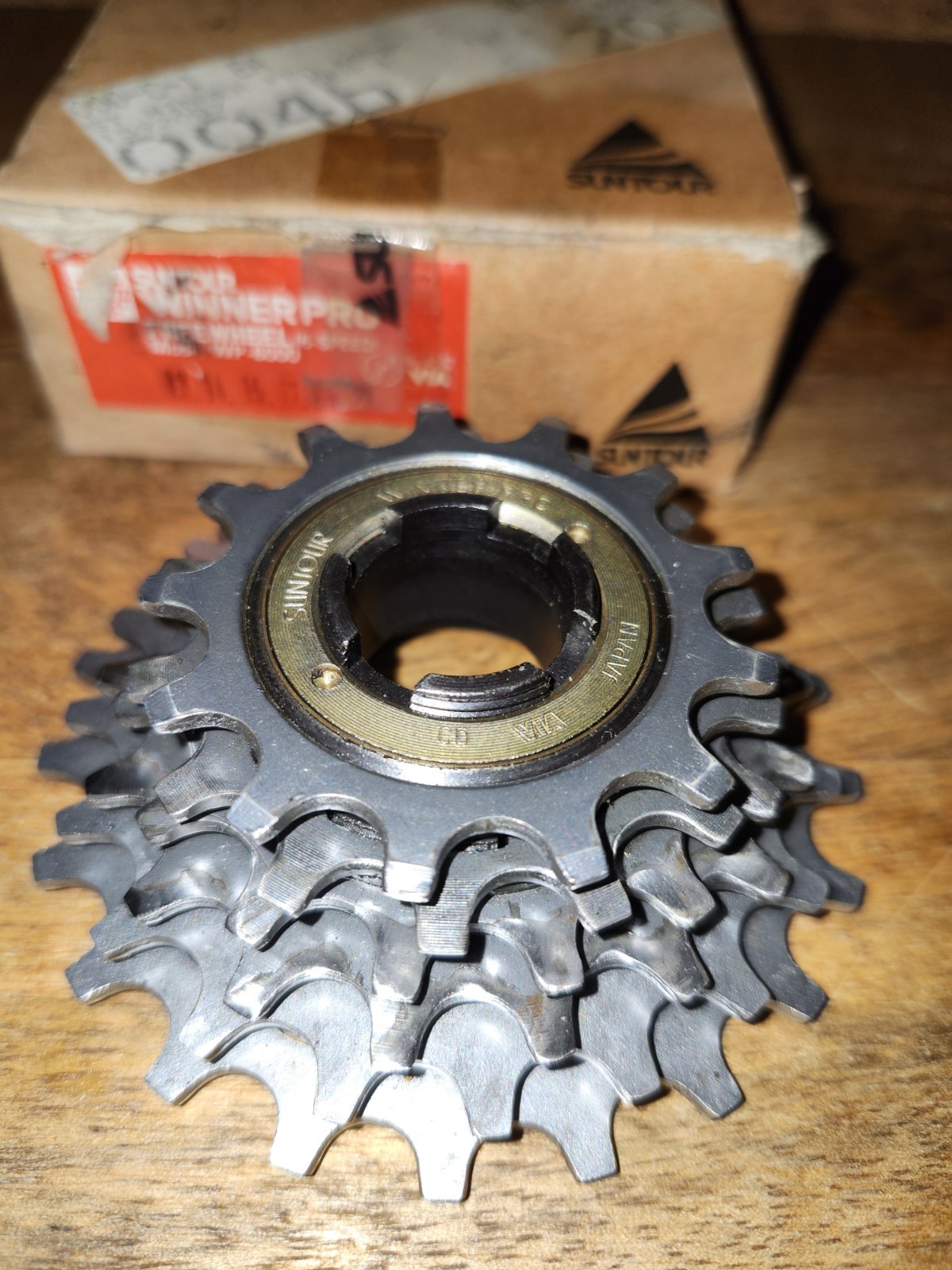 Suntour Winner Pro 6 Speed 13-21 6 Speed Freewheel Vintage Road Touring Japan