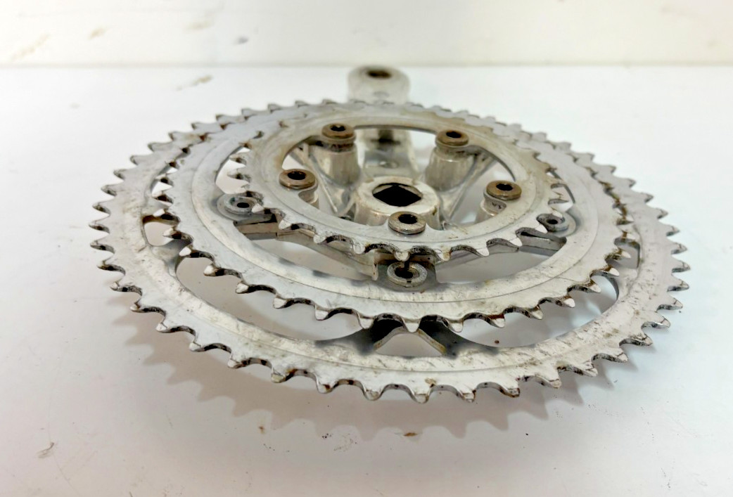 Vintage Sugino 175mm 50/40/28 Silver Aluminum/Steel Touring Triple Crankset Caps