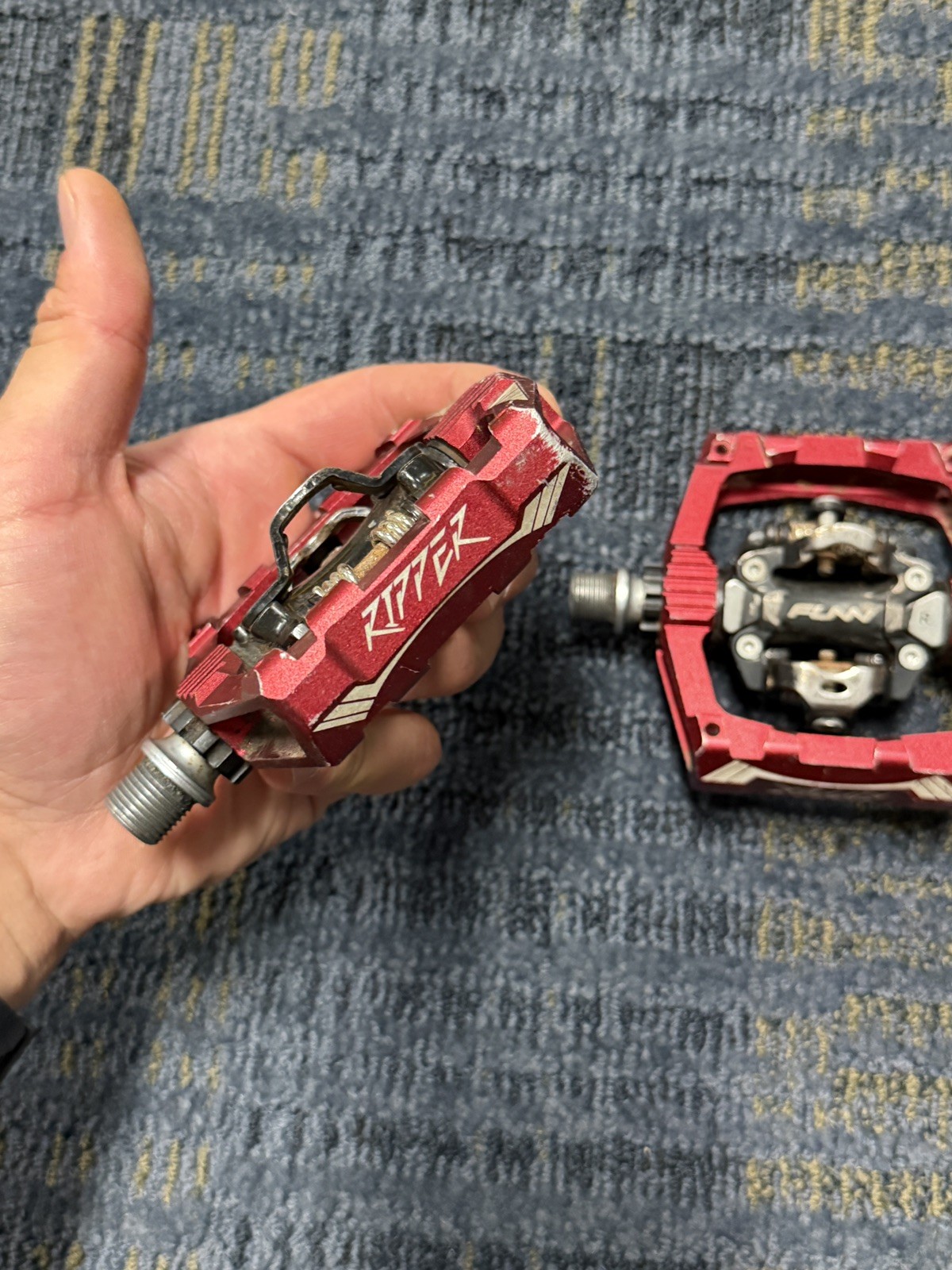 Funn Ripper MTB Clipless Pedal Set, Rocker Clip Mechanism (Red)- Used