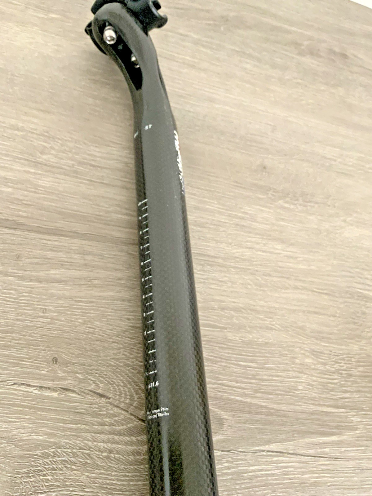 CONTROL TECH CARBON SEAT POST AERO 31.6 MM x 350 MM TOTAL LENGTH 214 GRAMS