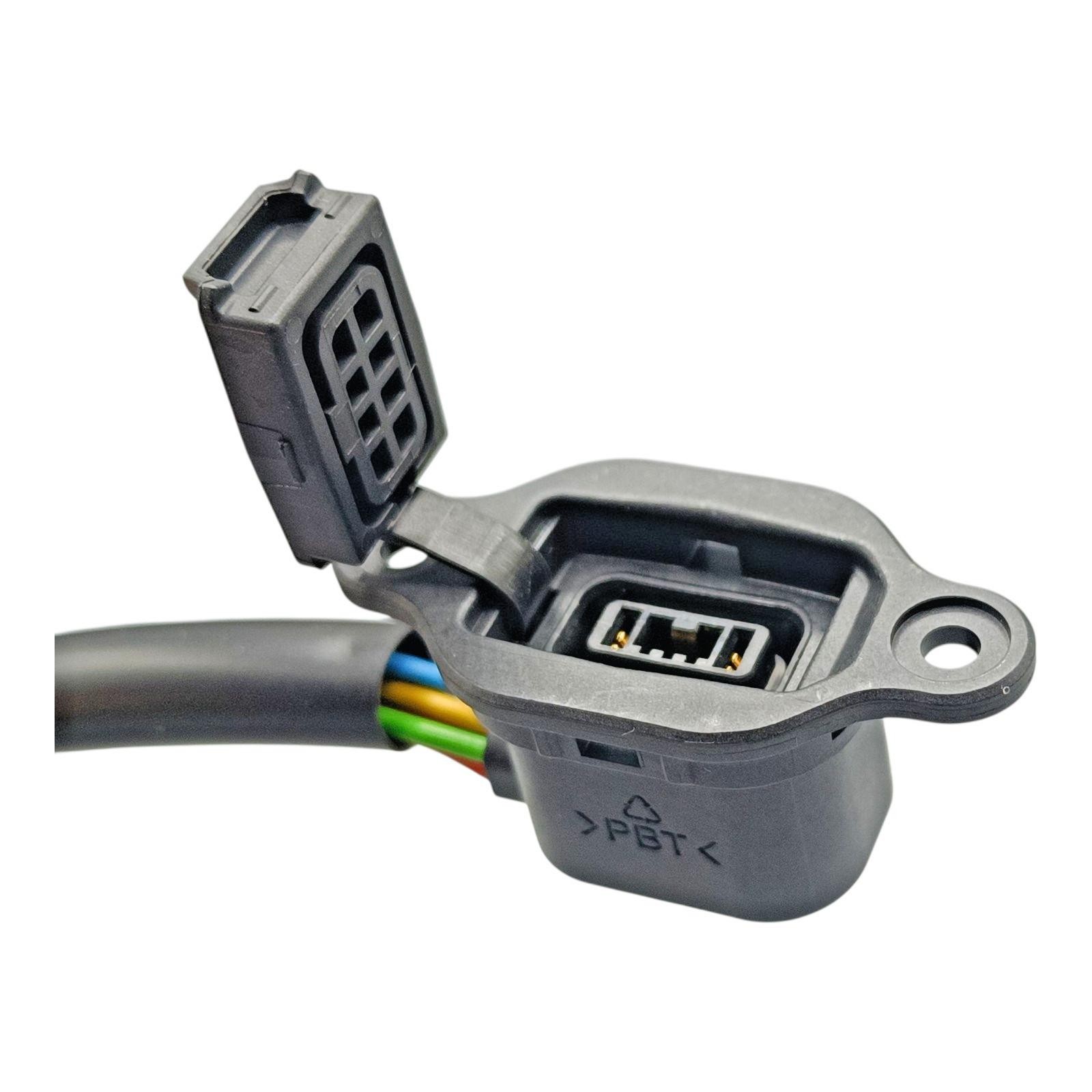 Shimano EW-CP100 SATELLITE CHARGING PORT 200 Mm Cable Di2