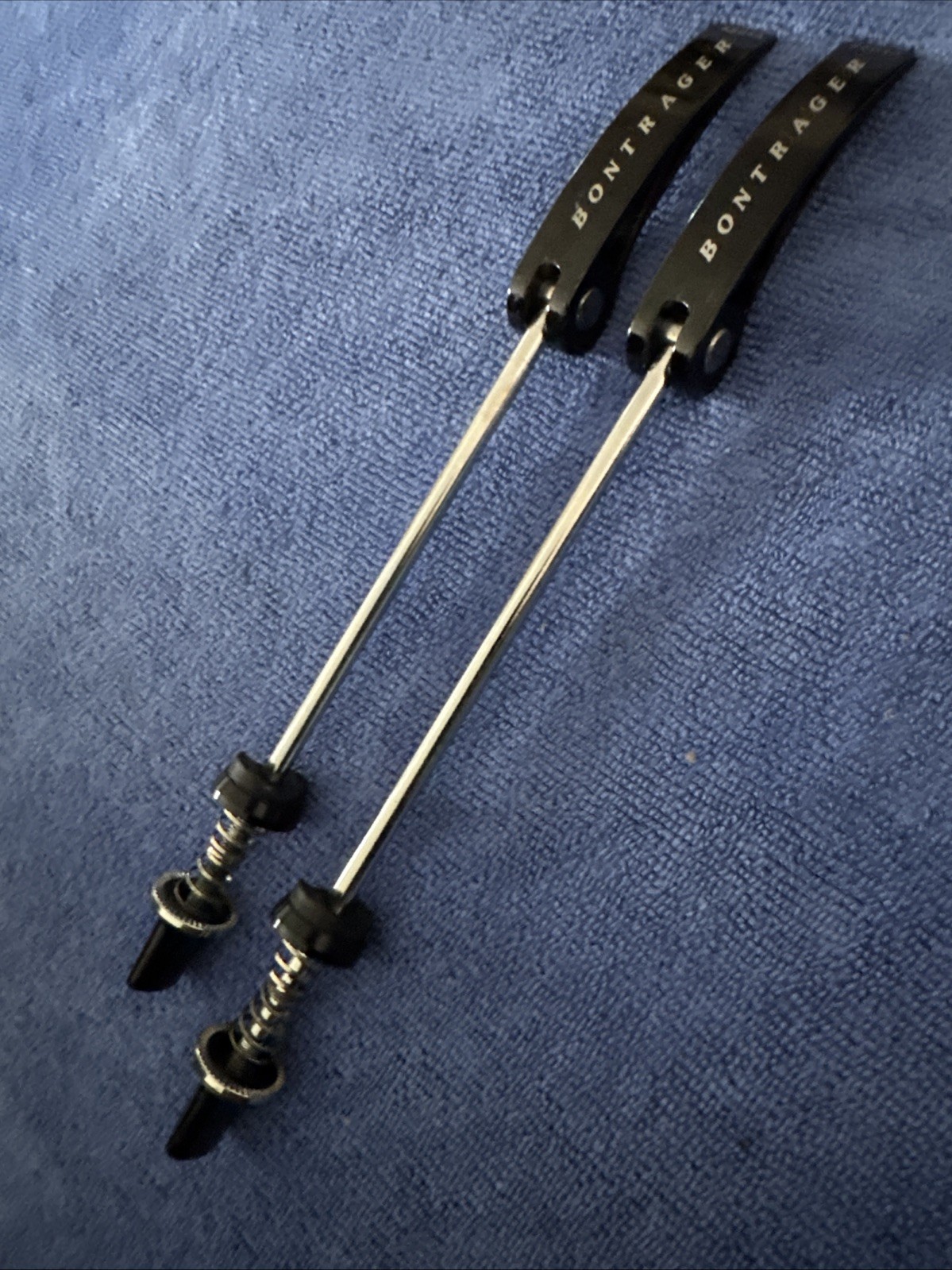 BONTRAGER SKEWERS STAINLESS FRT/RR 100/130/135MM BLACK 108 GRAMS EXCL COND