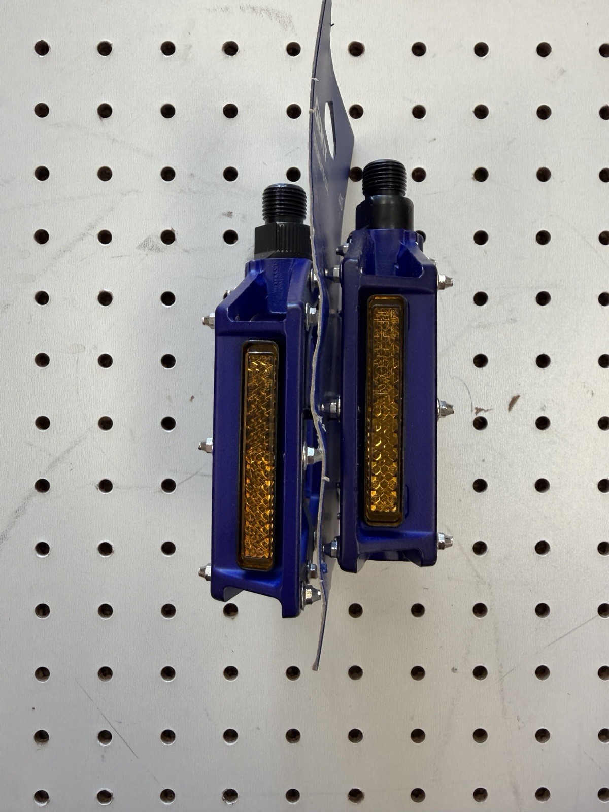 GNT Giant Original MTB Pedals 9/16 Blue Mountain Bike Flat Platform