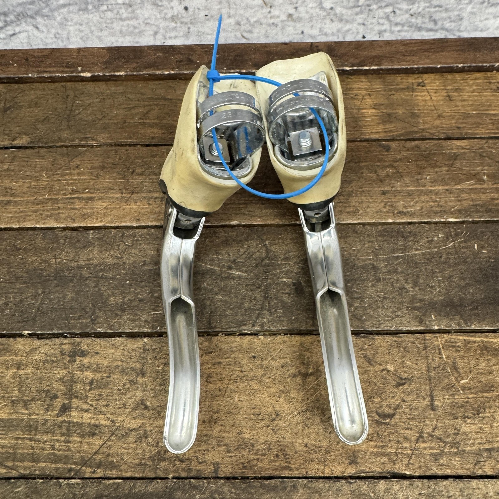 Vintage Shimano 105 BL-1051 Brake Levers Whit Pair Aero Drop Bar 23.8mm Bike
